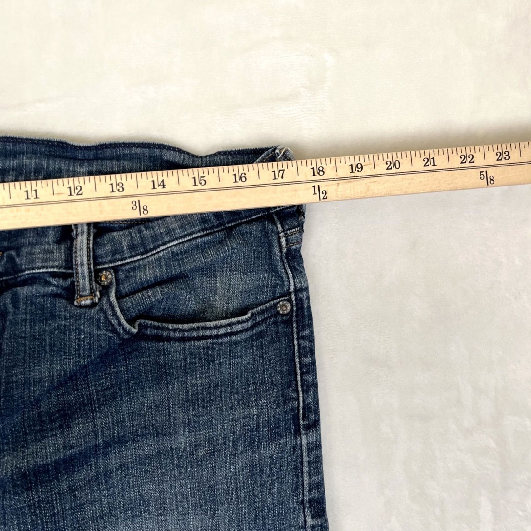 Levi's Levi’s 514 Jeans Regular 36x32 Denim Blue Medium Wash 5-Pocket Logo USA 90s Size US 36 / EU 52 - 4 Thumbnail