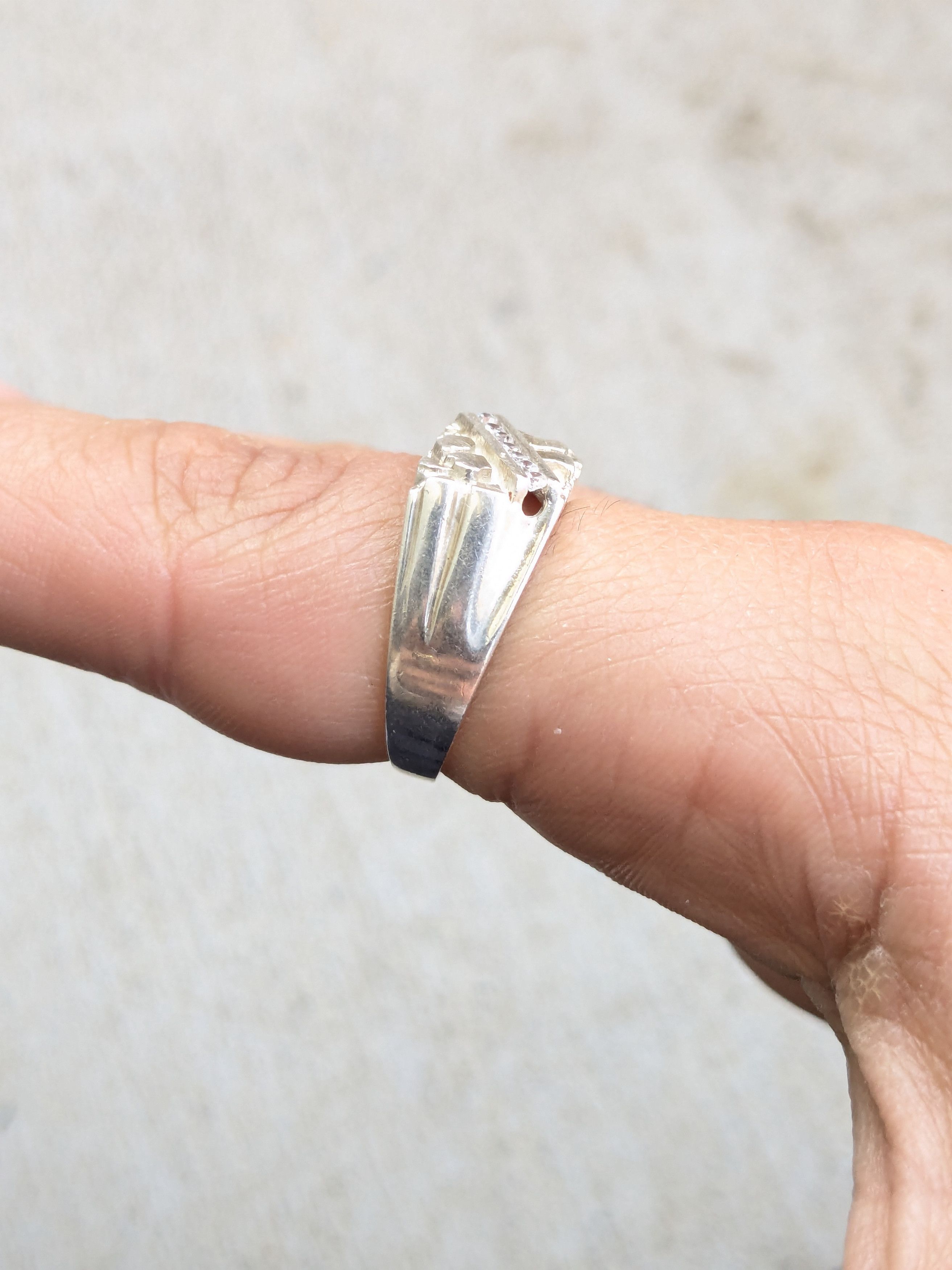 Jewelry × Vintage Sterling Silver Ring Nugget CZ Clear 9.75 Band Size ONE SIZE - 9 Thumbnail