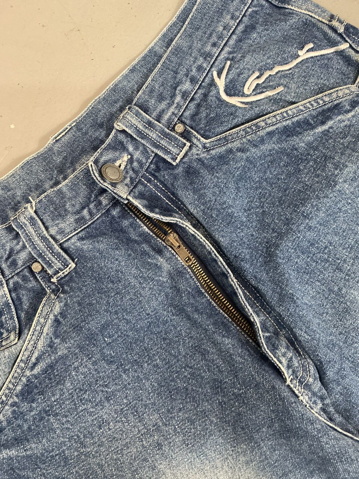 Karl Kani × Vintage Vintage Karl Kani embroidered denim Size US 34 / EU 50 - 9 Thumbnail