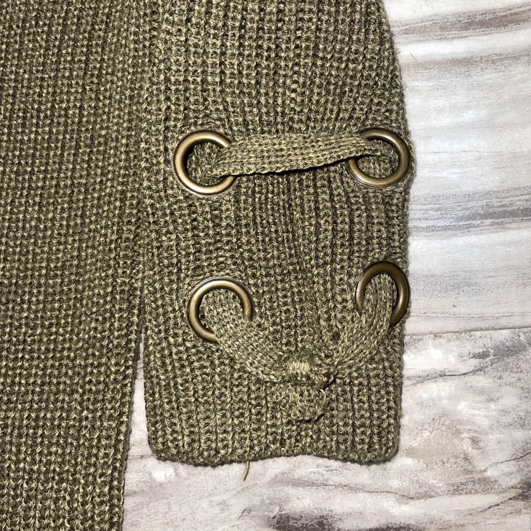 Vintage MIRACLE Women's Sweater 3/4 Sleeve Crewneck Lace Up Chest Dark Olive Army Green M/L Women Size M / US 6-8 / IT 42-44 - 3 Thumbnail