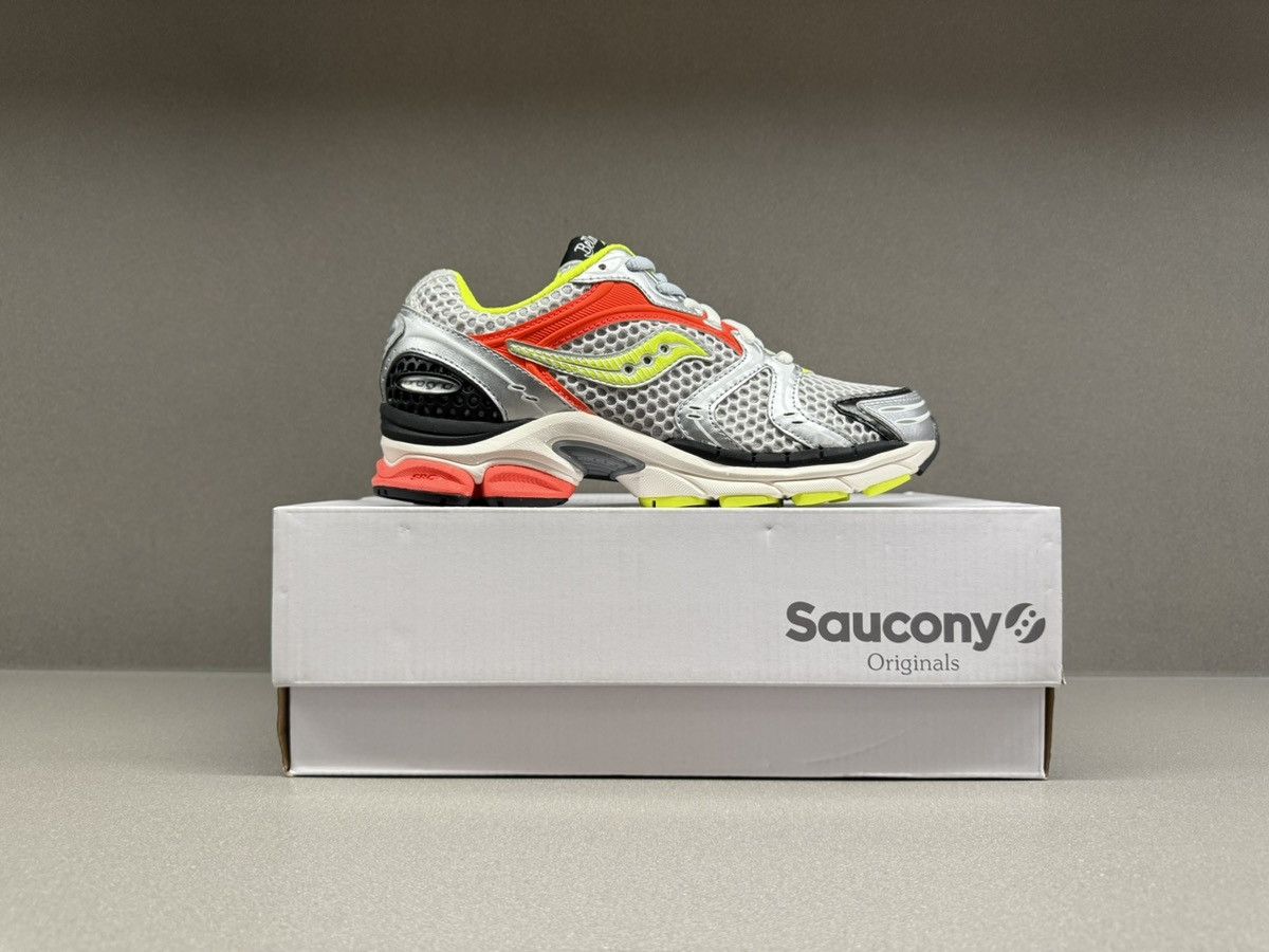 Saucony Saucony x Bellerose ProGrid Triumph 4 Silver 2024 Size US 6.5 / EU 39-40 - 3 Thumbnail
