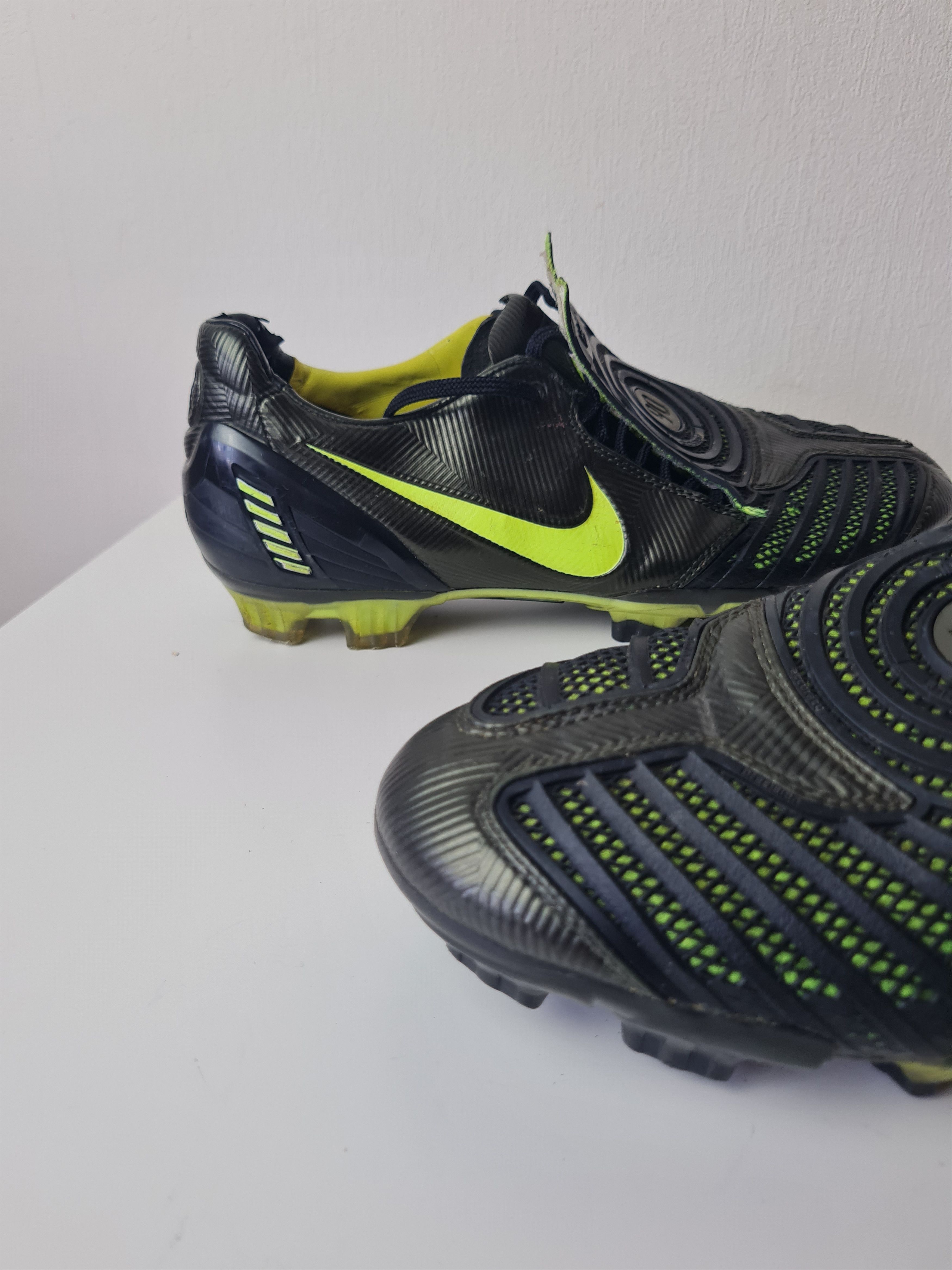 Nike Football Boots 2008 Nike Total 90 SG Zoom Air Laser Elite Size US 10 / EU 43 - 6 Thumbnail