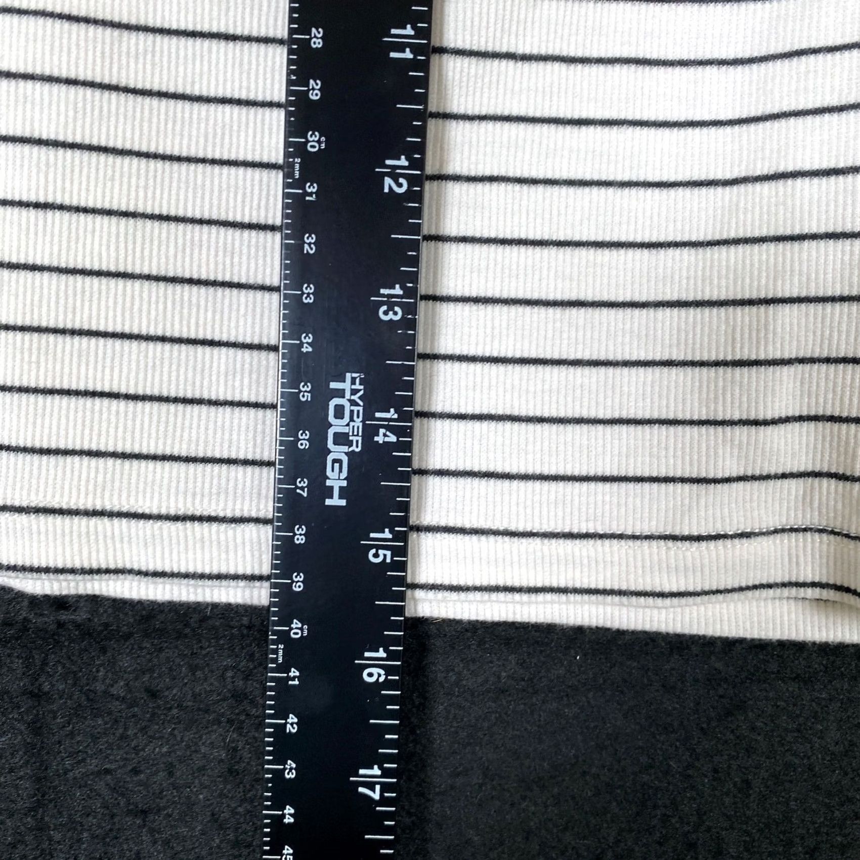 Madewell Madewell Shirt White Black Striped Cropped Short Sleeve Stretch Medium Women’s T-Shirt Casual Everyday Size M / US 6-8 / IT 42-44 - 6 Thumbnail