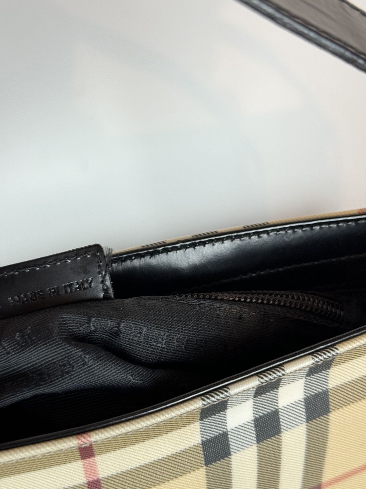 Burberry Leather shoulder bag Burberry original luxury casual item Size ONE SIZE - 3 Thumbnail