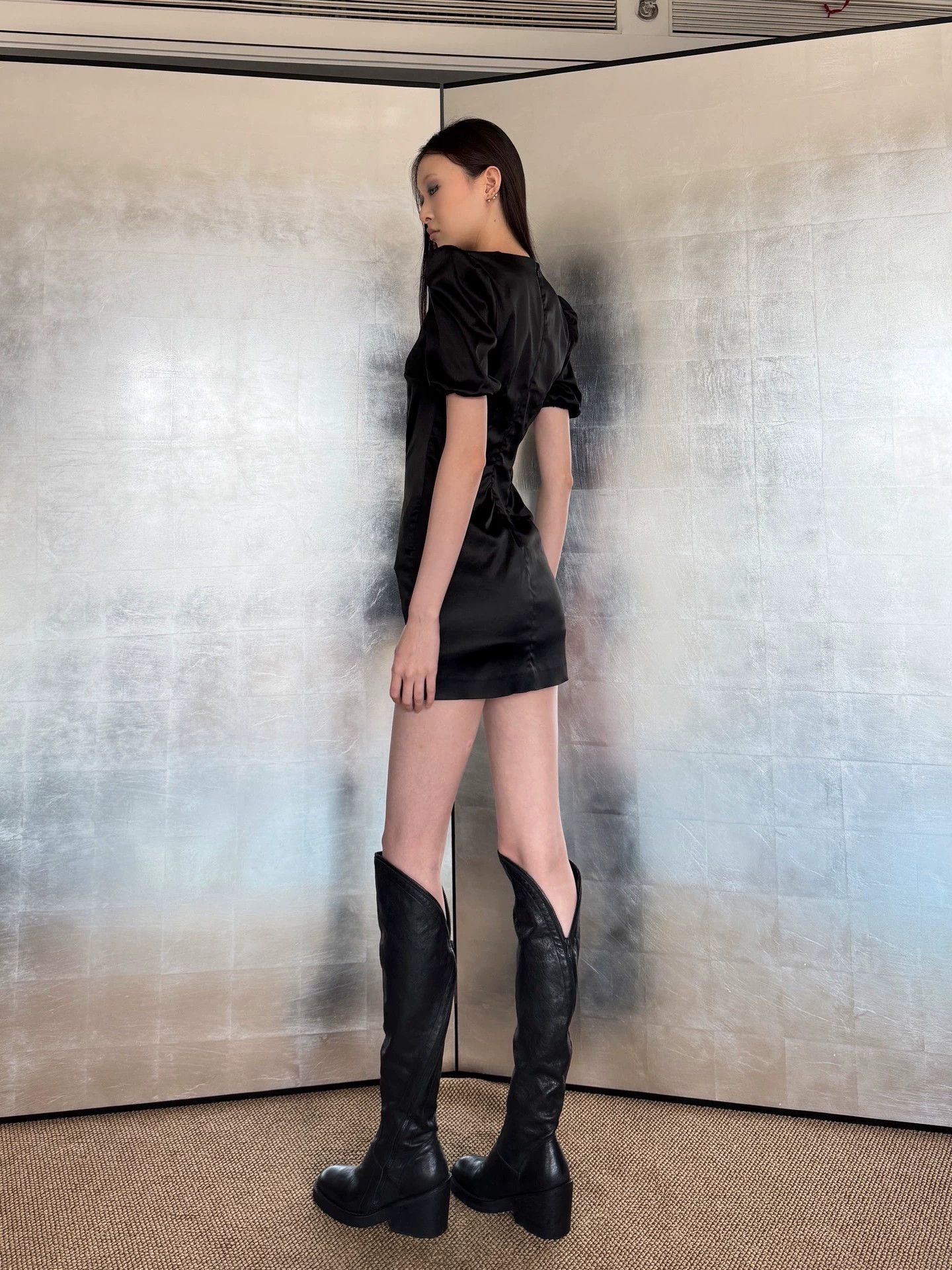 Vintage French Brand Vintage Shiny Stretch Puff Sleeve Dress Size S / US 4 / IT 40 - 9 Thumbnail