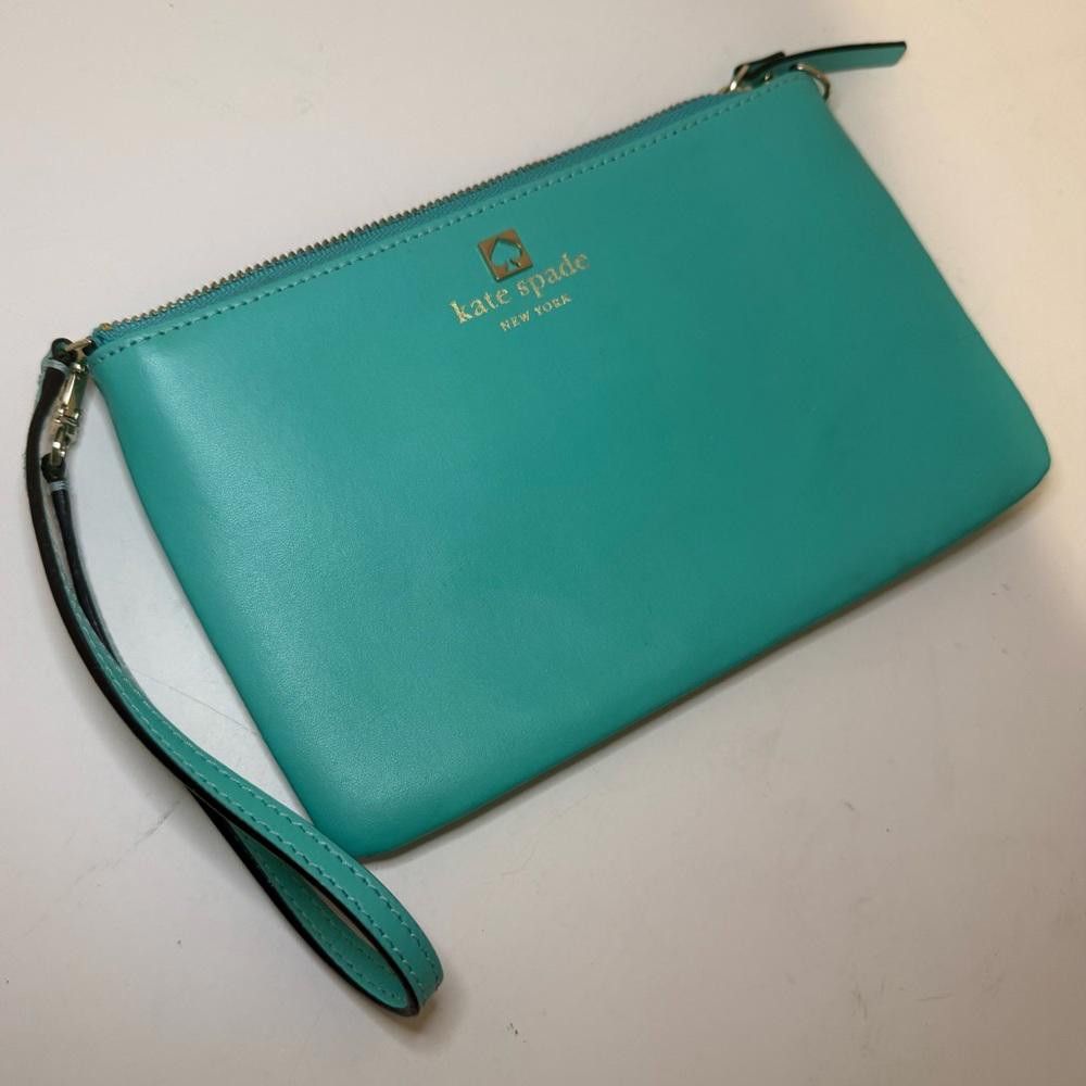 Designer Kate Spade Wristlet Clutch Tiffany Blue Aqua Leather Size ONE SIZE - 2 Thumbnail