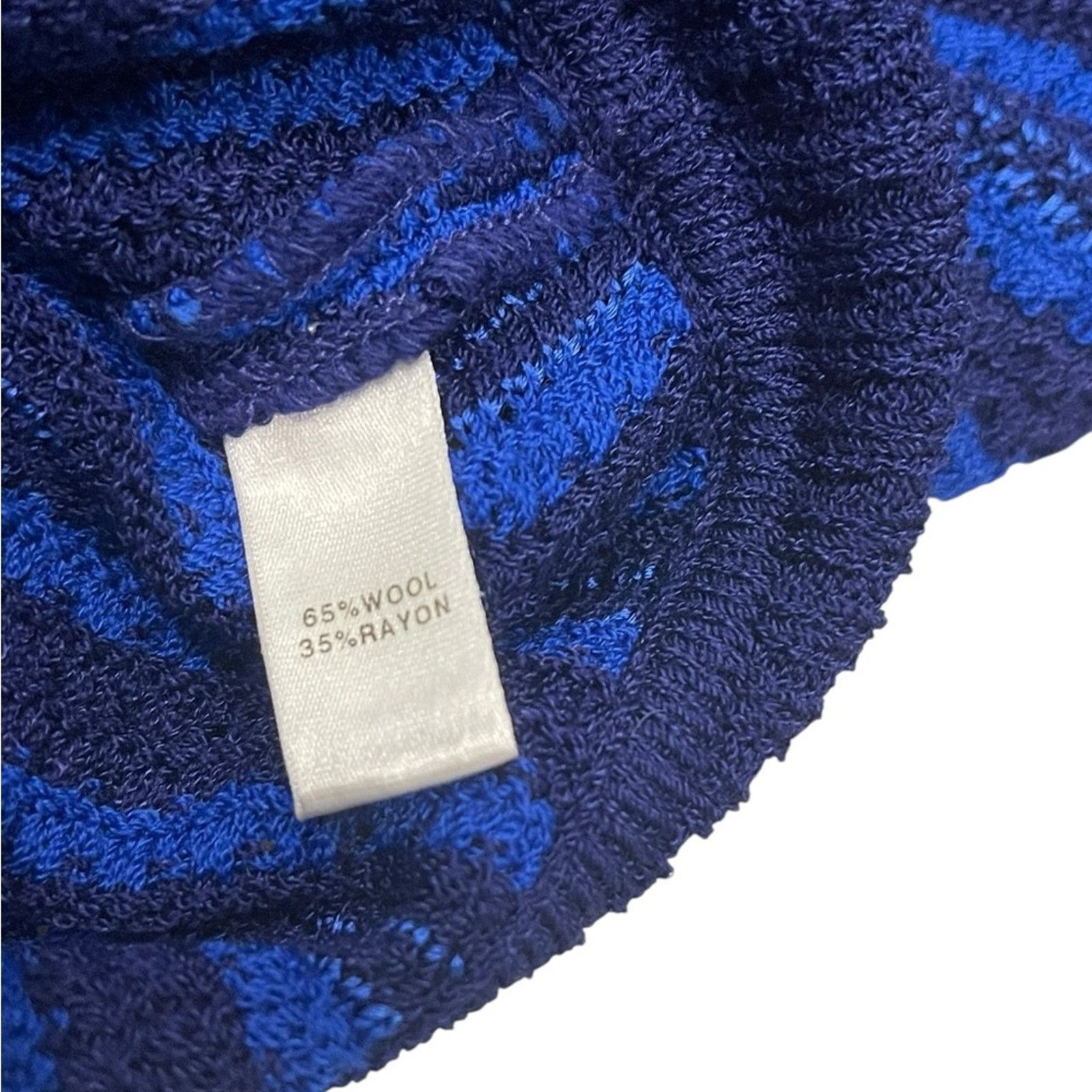 St. John St. John Navy and Royal Blue Cowl Neck Sweater Size:S Size S / US 4 / IT 40 - 7 Thumbnail