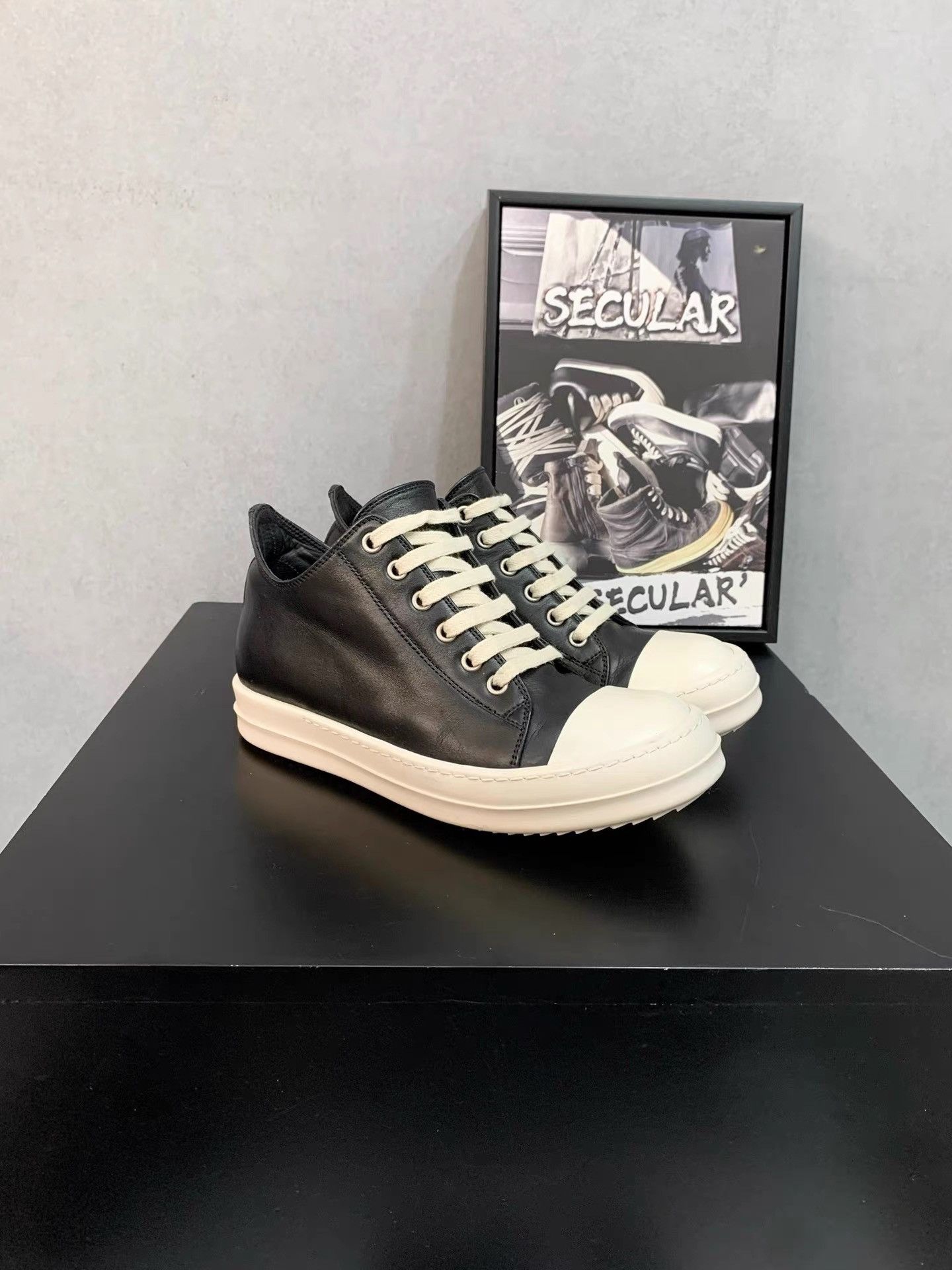 Rick Owens Rick Owens Mainline Black White Leather Low Top Sneakers K34 Size US 6 / IT 36 - 2 Thumbnail