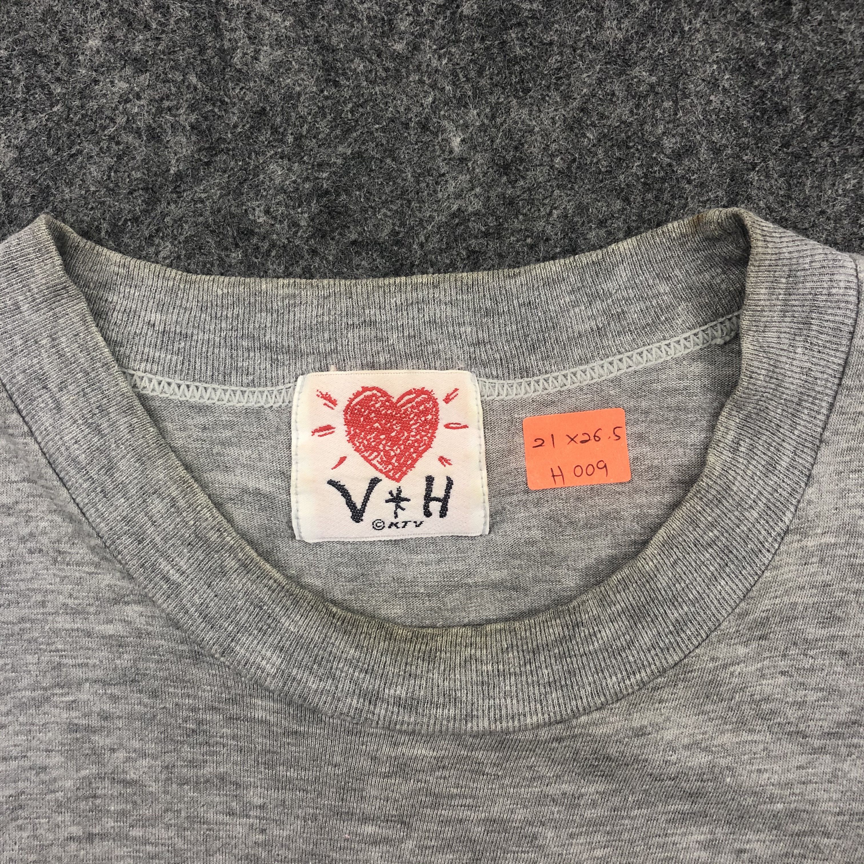 Japanese Brand Vintage Anime Neltun Club Large Tshirt - H009 Size US L / EU 52-54 / 3 - 5 Thumbnail