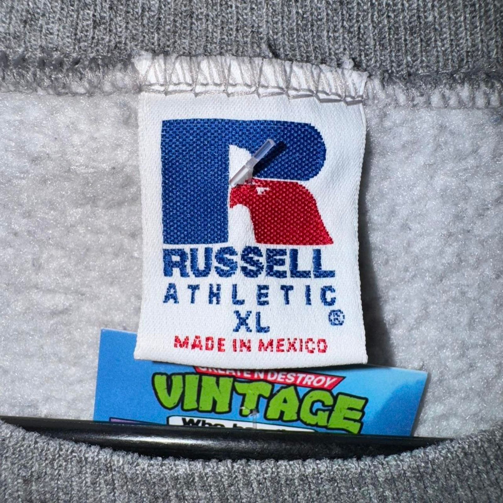 Russell Athletic Vintage russel athletic UNI embroider patch 1990s crewneck Size US XL / EU 56 / 4 - 4 Thumbnail