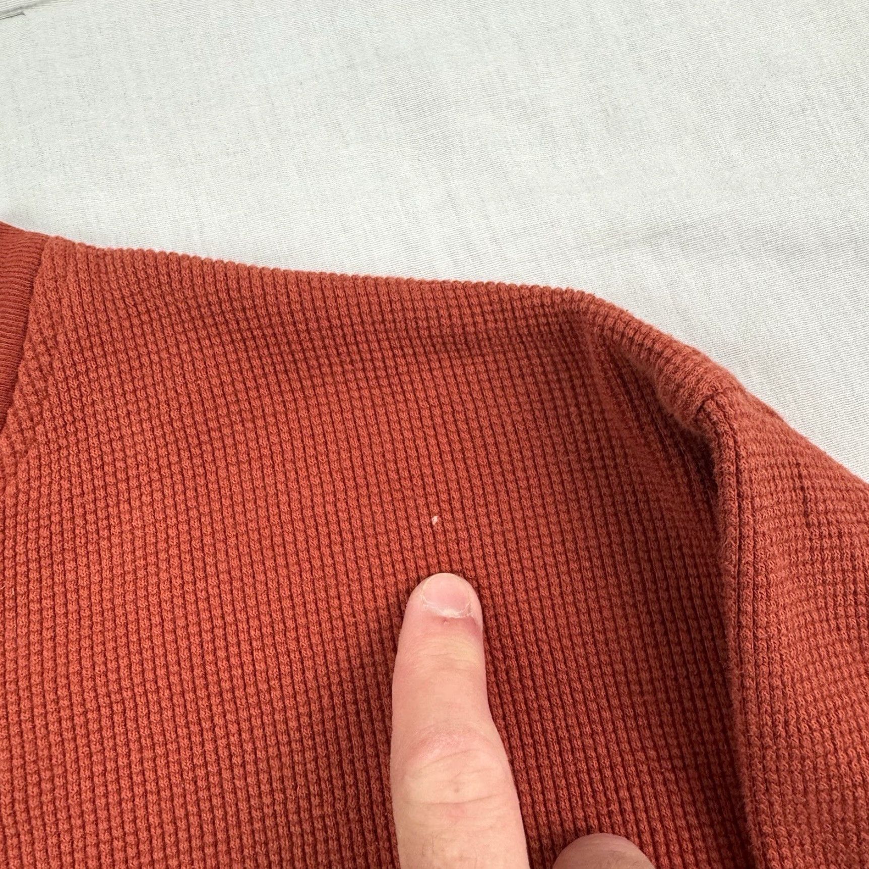 Vintage VINTAGE Dr Luckys Sweatshirt Men L Orange V-Neck Hipster Y2K Decade 2000s Pullover Size US L / EU 52-54 / 3 - 7 Thumbnail