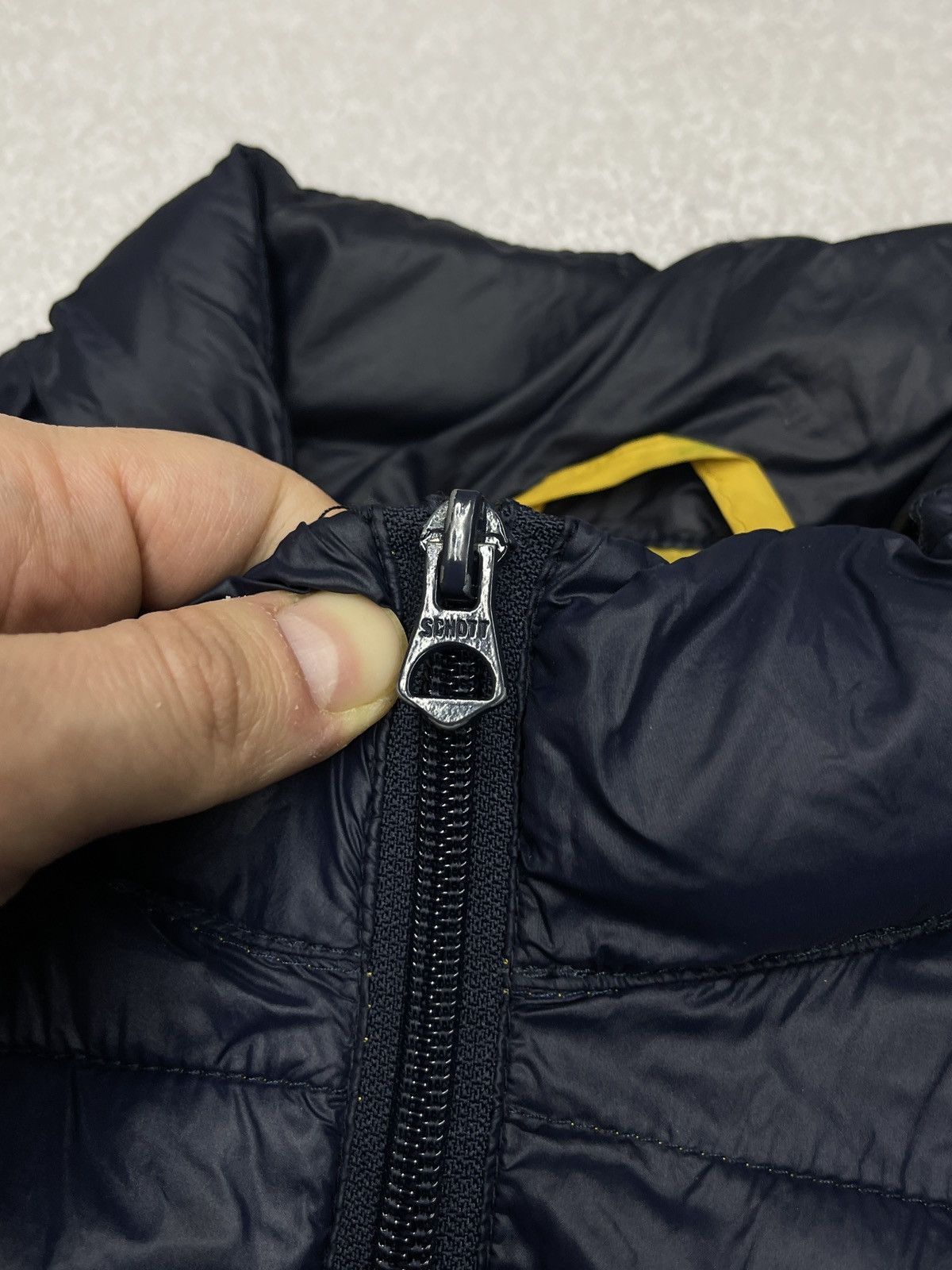 Schott Mens Schott NYC Micro Puffer Jacket Navy Y2K Size XL Size US XL / EU 56 / 4 - 8 Thumbnail
