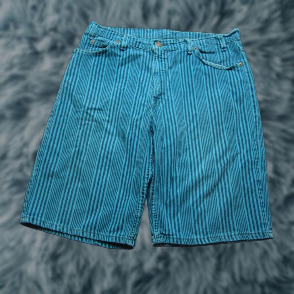 VINTAGE Levis 560 Shorts Mens 36 Blue Striped Baggy Made In USA Denim 90s Y2K