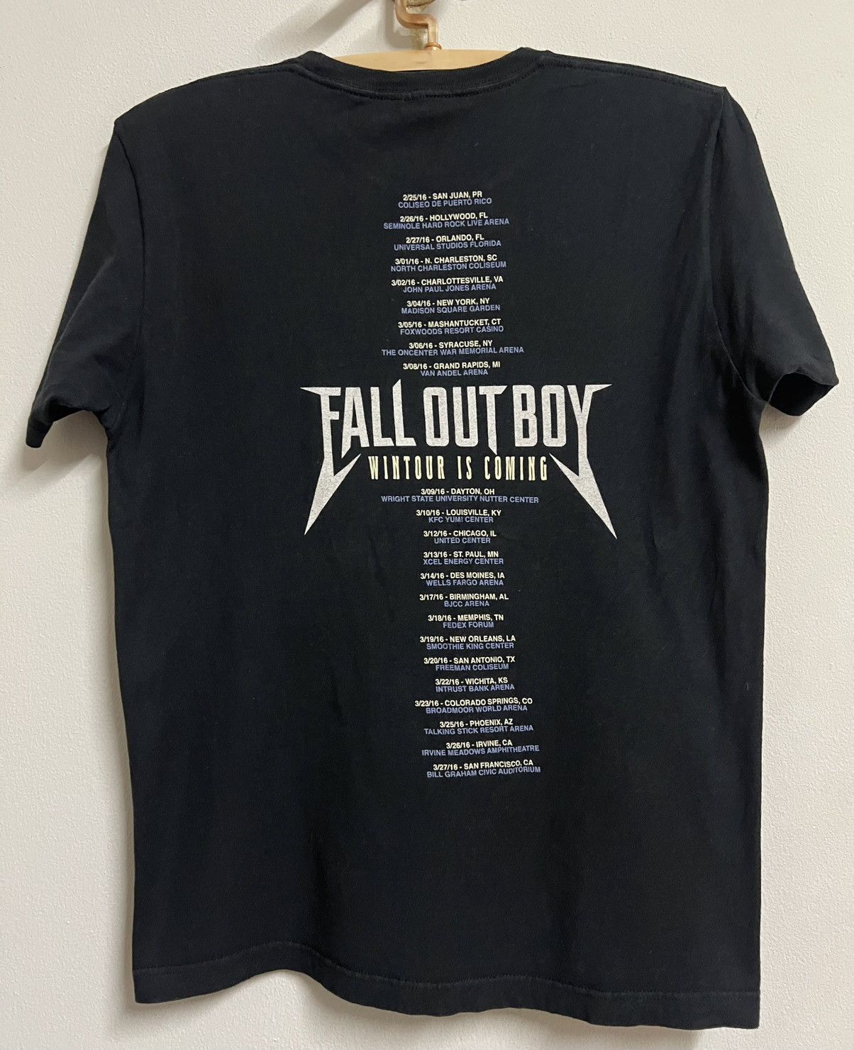 Band Tees Fall Out Boy Wintour 2016 Tour Tee Black L Size US L / EU 52-54 / 3 - 4 Thumbnail