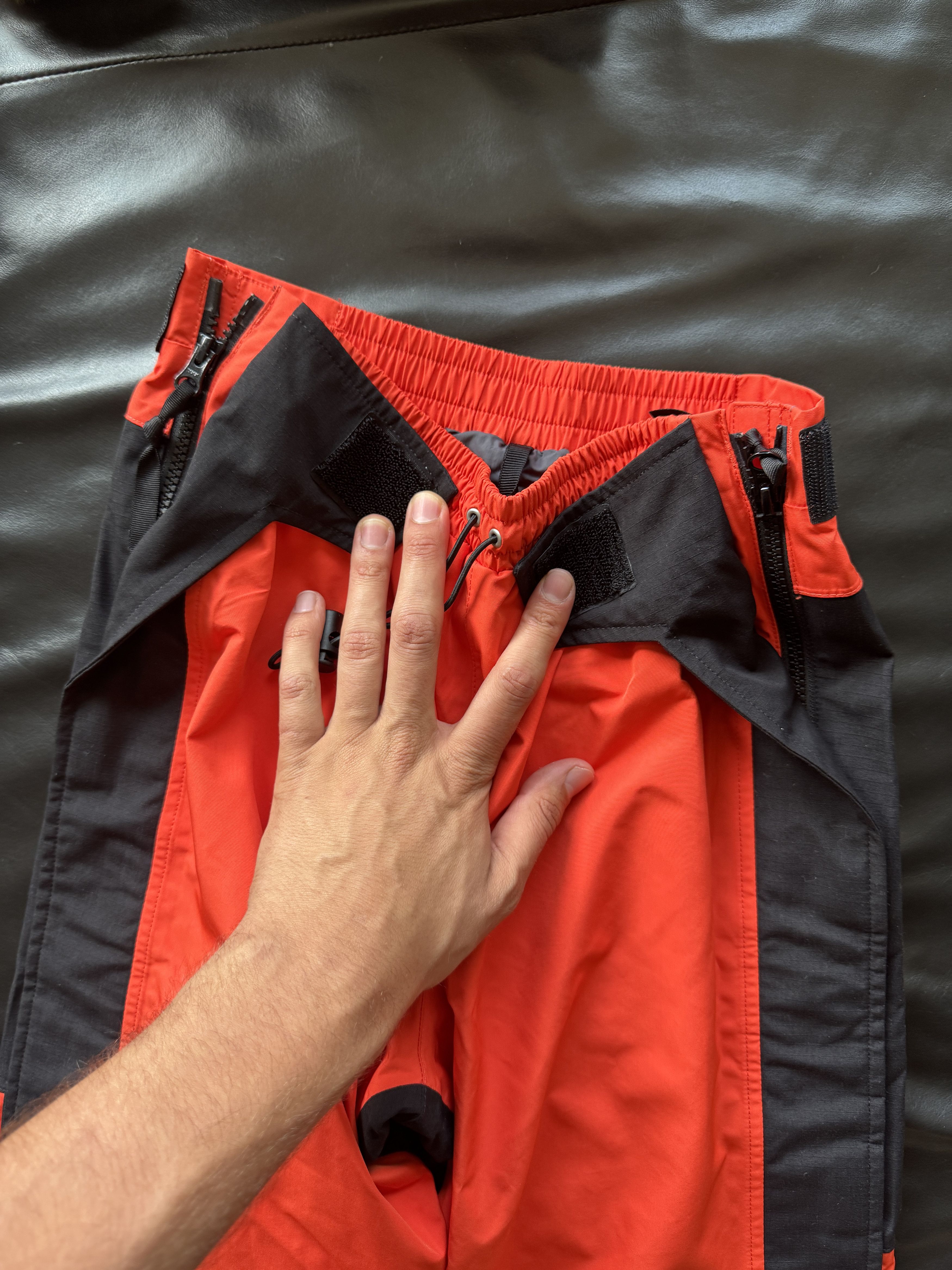 Gucci × The North Face Nylon Track Pants Orange/Black Size US 27 - 14 Thumbnail