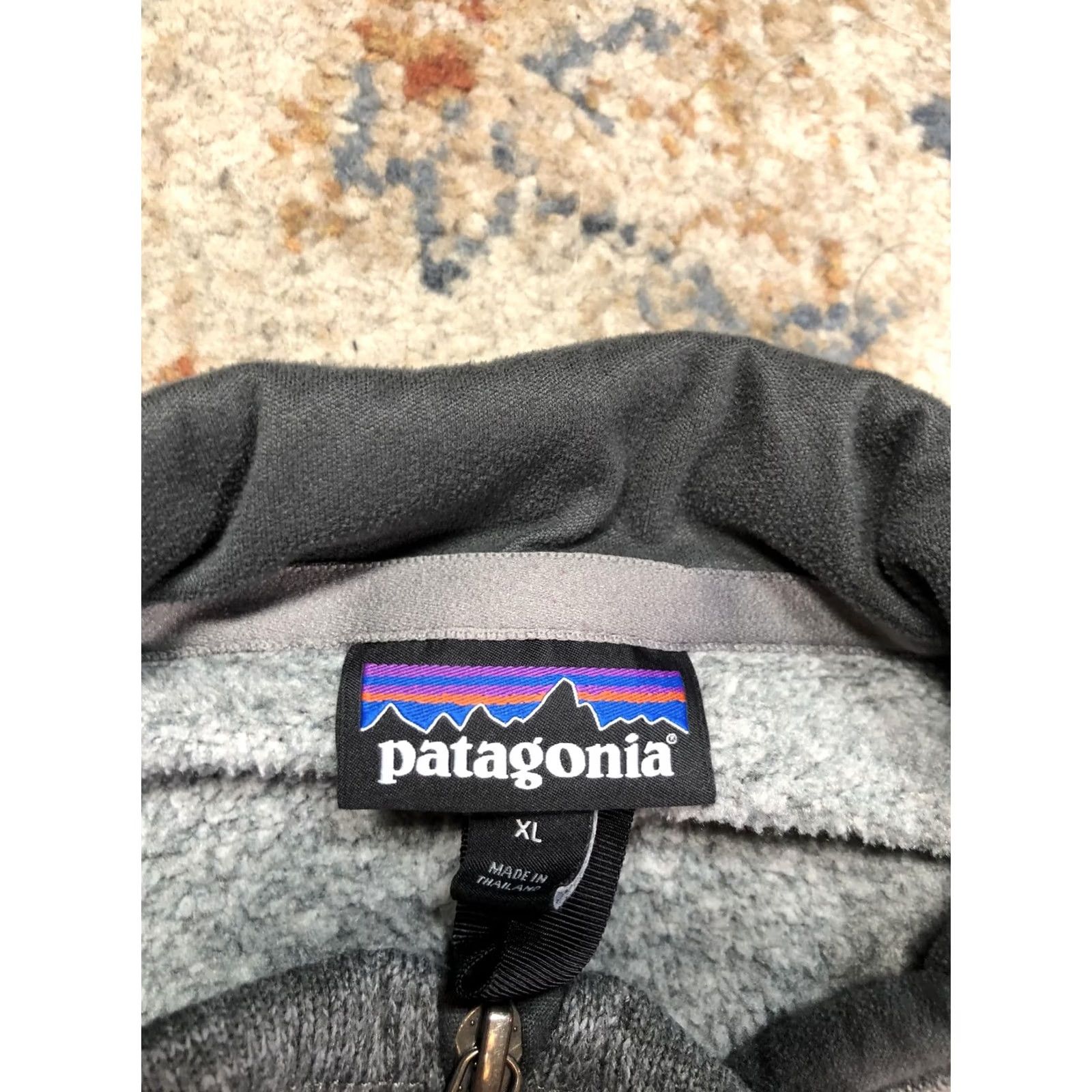 Patagonia Patagonia Sweatshirt Mens XL Gray 1/4 Zip Fleece Pullover Chest Pocket Logo Mock Neck Long Sleeve Zip Pullover Mens XL Gray Patagonia Size US XL / EU 56 / 4 - 7 Thumbnail