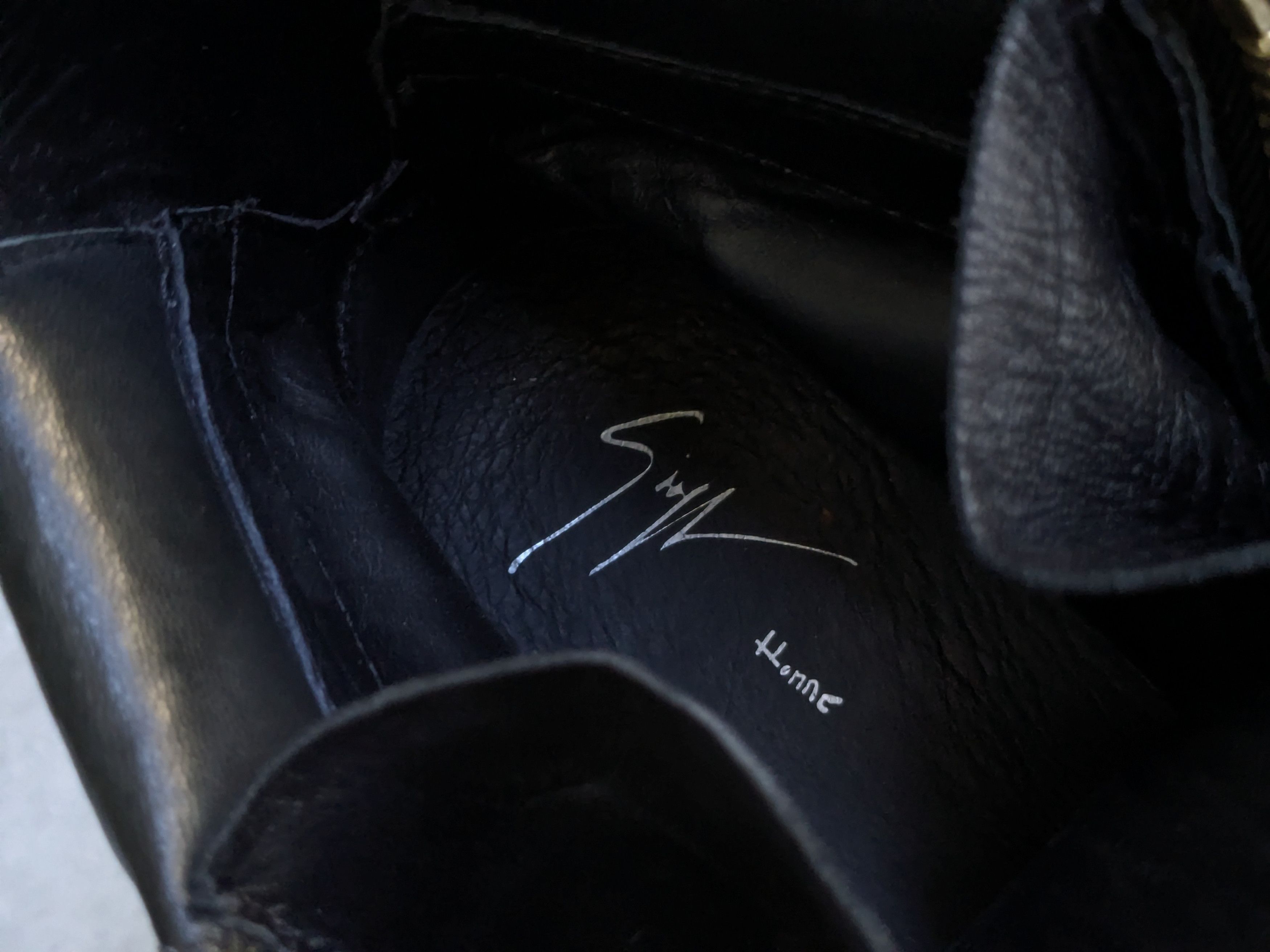 Giuseppe Zanotti Giuseppe Zanotti High Tops Navy Blue Velvet Gold 11 44 Size US 11 / EU 44 - 10 Thumbnail
