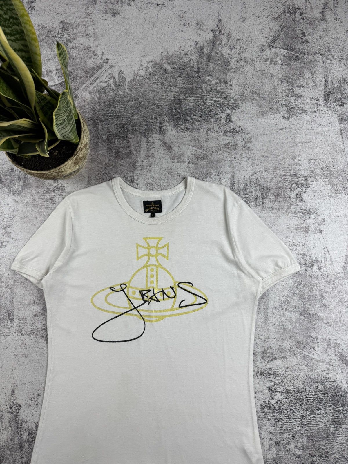 Vivienne Westwood VIVIENNE WESTWOOD X ANGLOMANIA Gold Foil Jeans Orb T Shirt Size US M / EU 48-50 / 2 - 5 Thumbnail