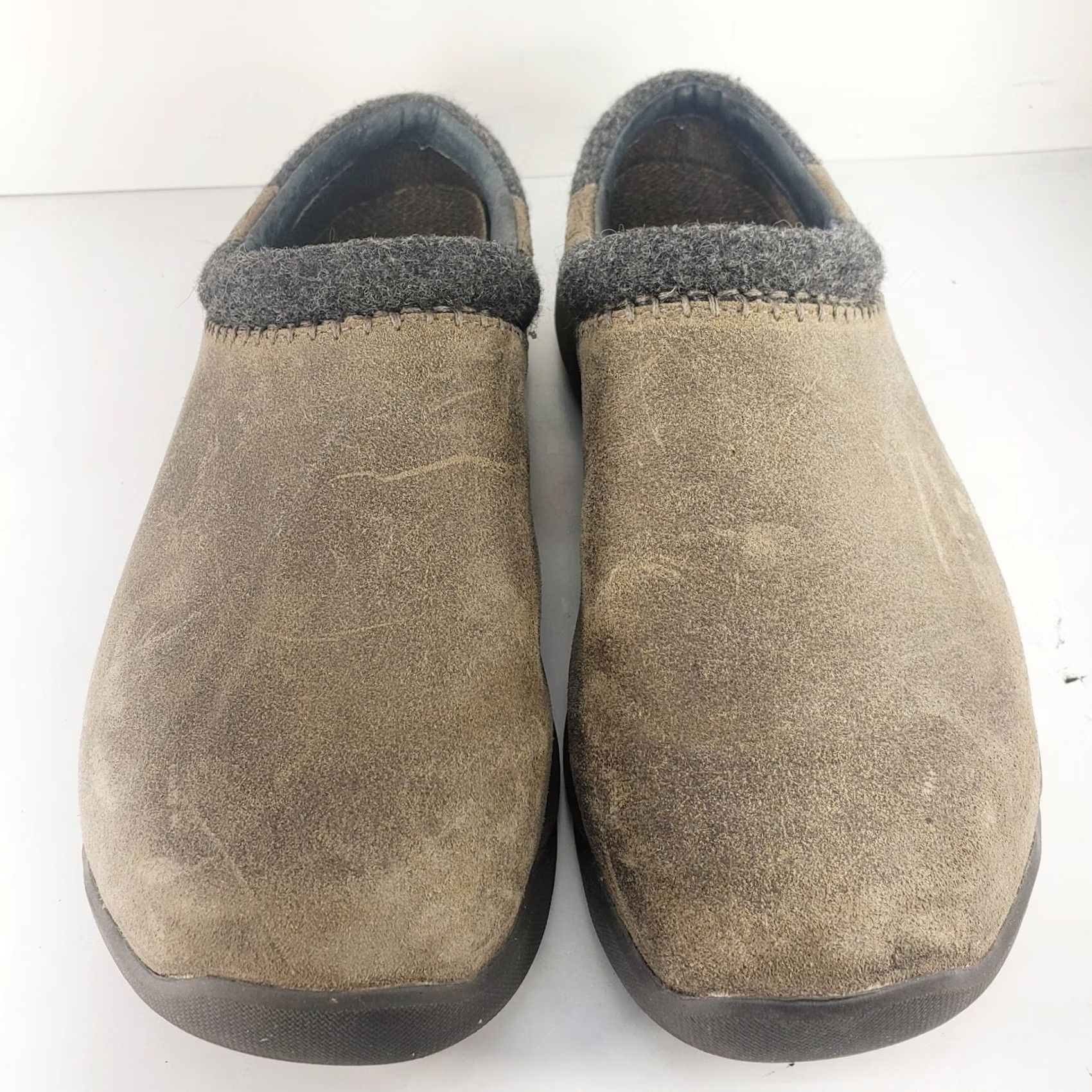 Chaco Chaco Zealander Men’s Clog Size 10M Taupe Suede Nubuck Leather, Leather Lining, Leather Insole, Leather Outsole, Tan Taupe, Casual Shoes, Men Size US 10 / EU 43 - 3 Thumbnail
