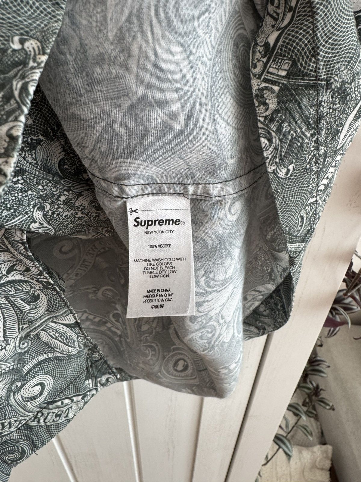 Supreme dollar s/s23 short shirt