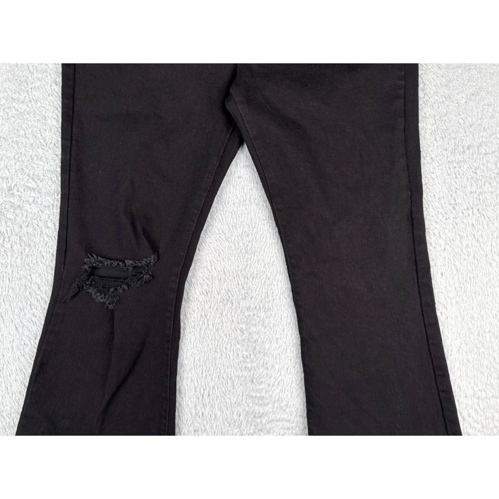 Vintage Encore Jeans Womens Flared High Rise Black Denim 29x25 Regular Cotton Blend 5-Pocket Design Jeans Mens? Womens? Size 29" - 3 Thumbnail