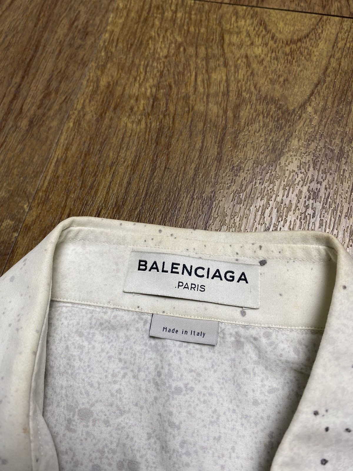 Balenciaga 2014 Balenciaga Sprayed Painter Shirt Size US M / EU 48-50 / 2 - 4 Thumbnail