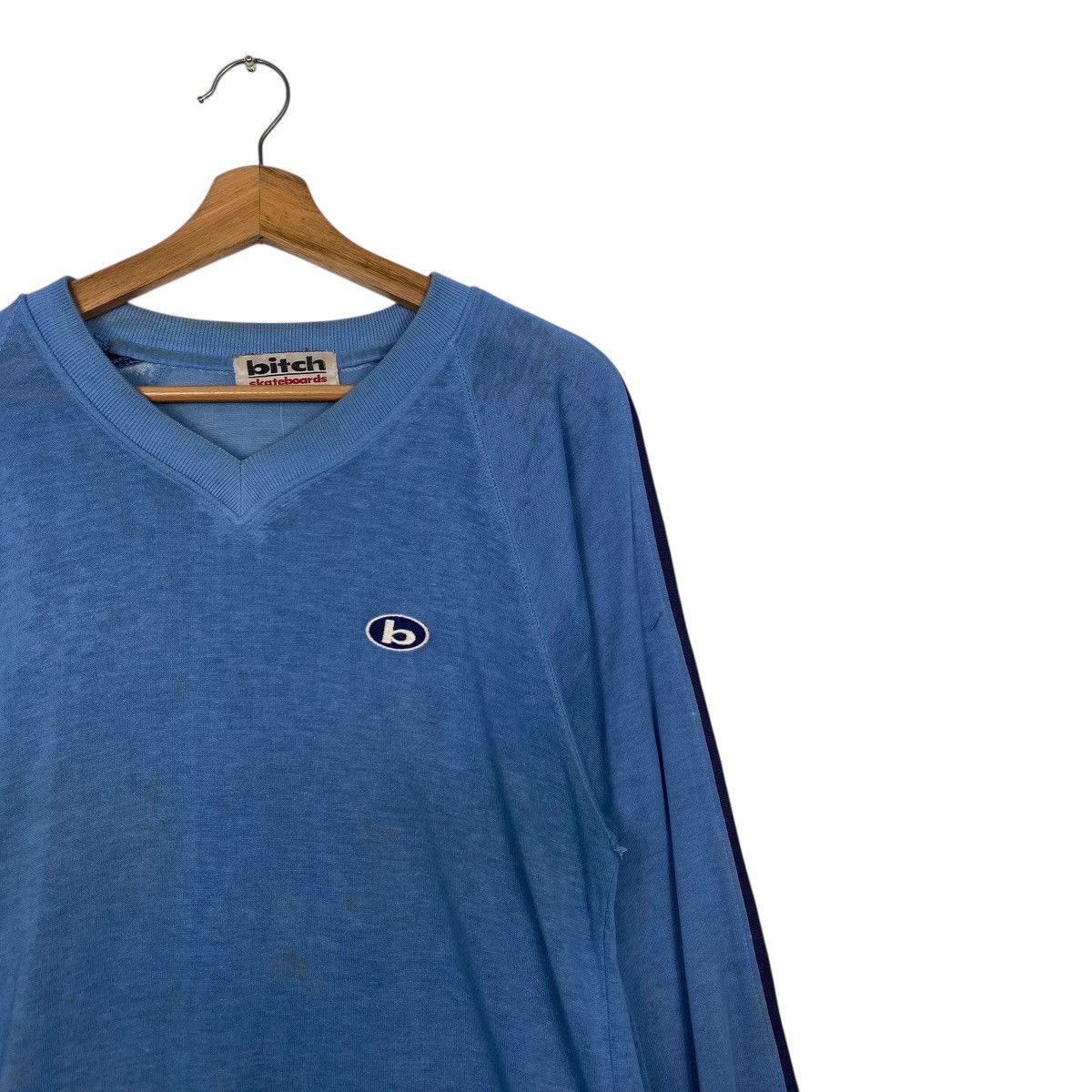 Vintage Vintage 80s Bitch skateboard vneck sweat Size US M / EU 48-50 / 2 - 5 Thumbnail