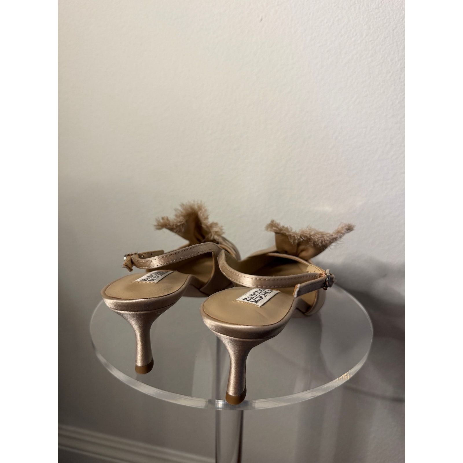 Badgley Mischka Badgley Mishka satin beige slingback heels size 6 Size US 6 / IT 36 - 4 Thumbnail