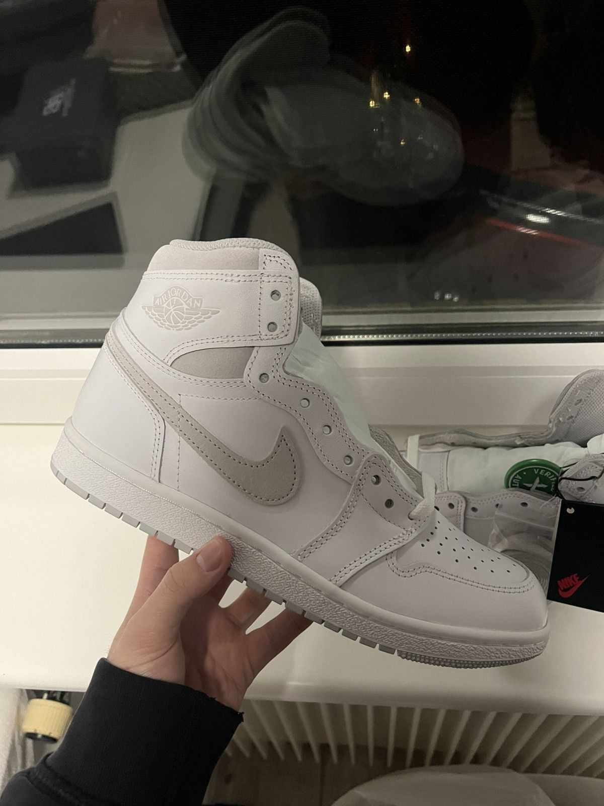 Jordan Brand × Nike Jordan 1 Neutral Grey Size US 8 / EU 41 - 1 Thumbnail