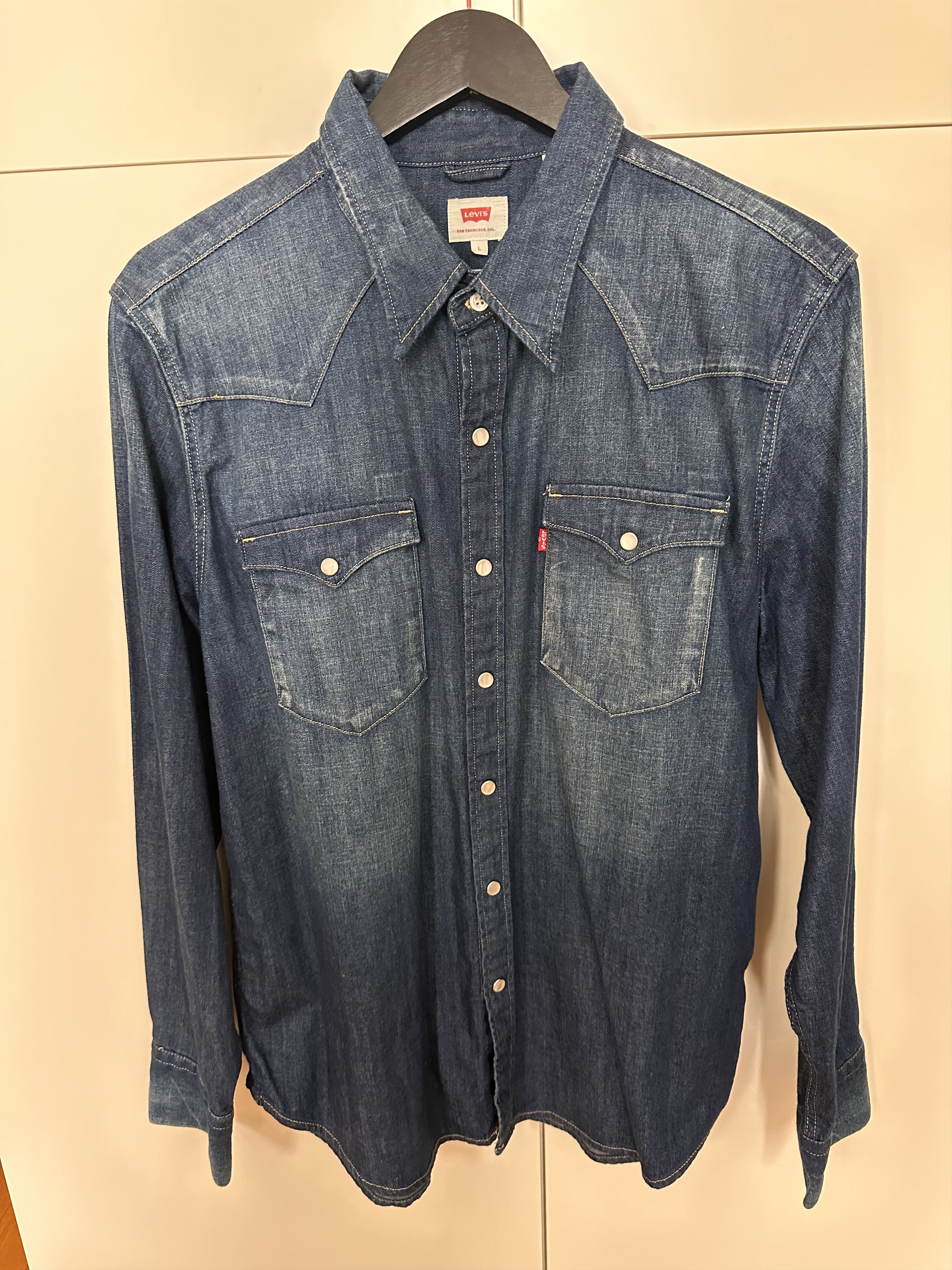 Levi's Levi’s Western Denim Shirt – Snap Button – Size L Size US L / EU 52-54 / 3 - 1 Thumbnail
