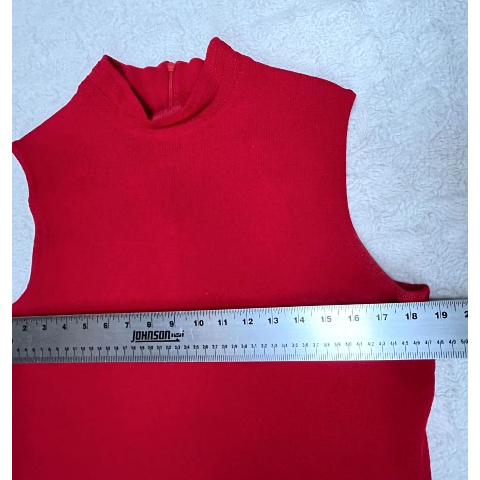 St. John St. John Collection by Marie Gray Mock Neck Sleeveless Knit Sweater Red Medium Size M / US 6-8 / IT 42-44 - 4 Thumbnail