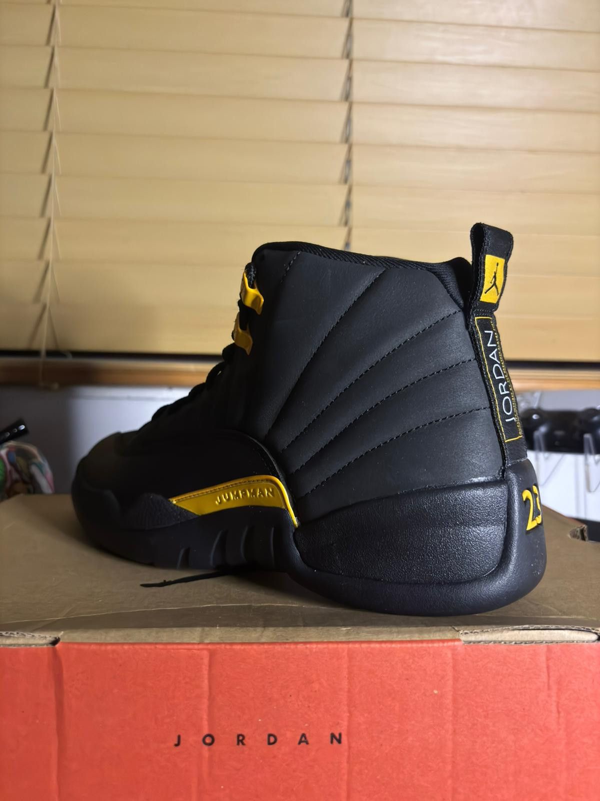 Jordan Brand Jordan Brand Air Jordan 12 Retro "Black Taxi” Size US 11 / EU 44 - 6 Thumbnail