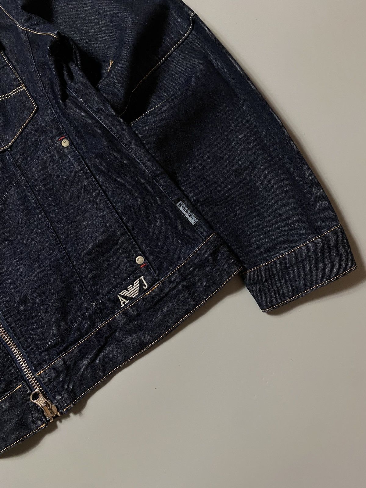Armani Armani Jeans vintage denim jacket NEW Size US L / EU 52-54 / 3 - 3 Thumbnail