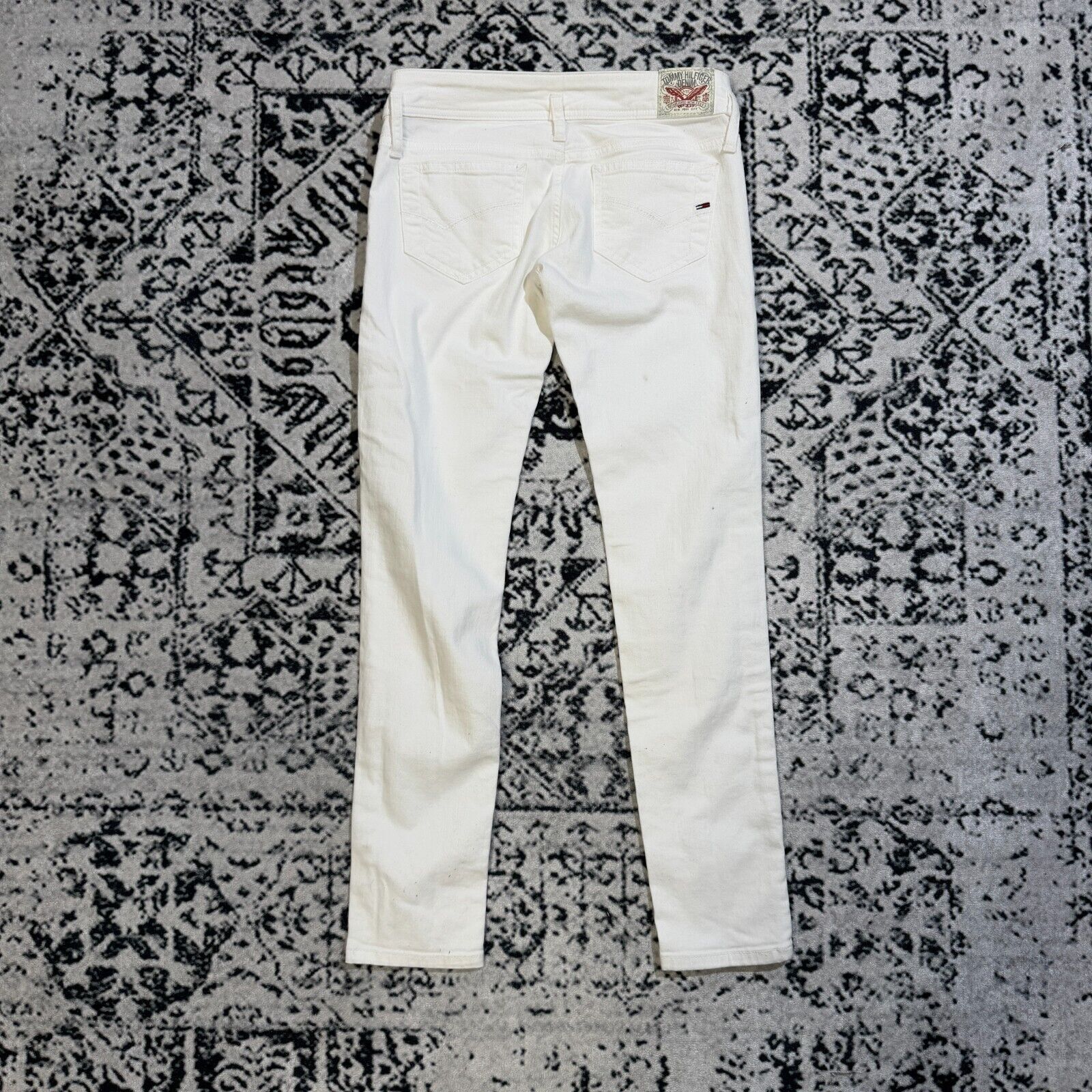 Tommy Hilfiger × Vintage Vintage Tommy Hilfiger Women's White Cotton Size W26 90s Size US 26 / EU 42 - 9 Thumbnail