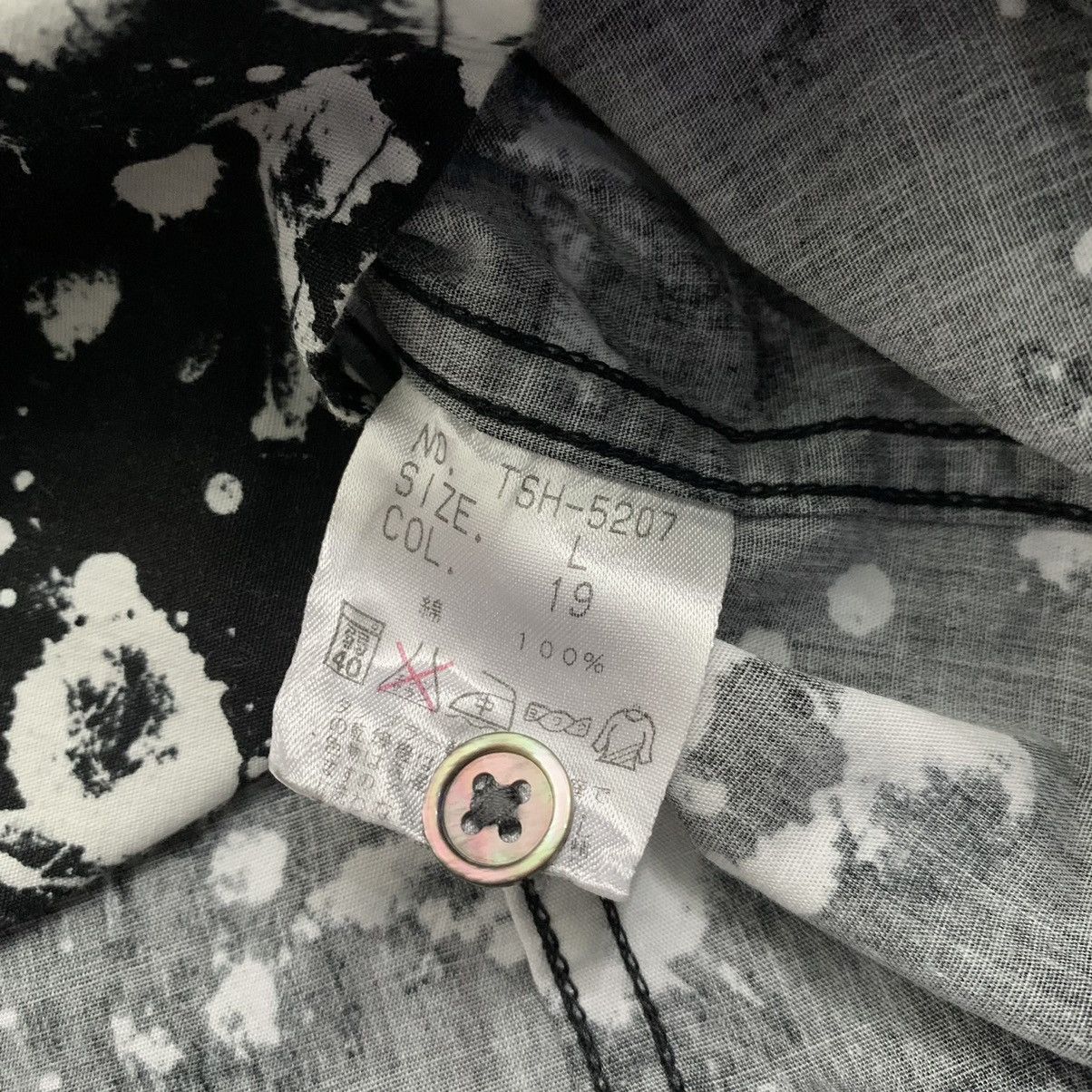 Tornado Mart Insane🔥Tornado Mart japan y2k pattern abstract shirt Size US L / EU 52-54 / 3 - 7 Thumbnail