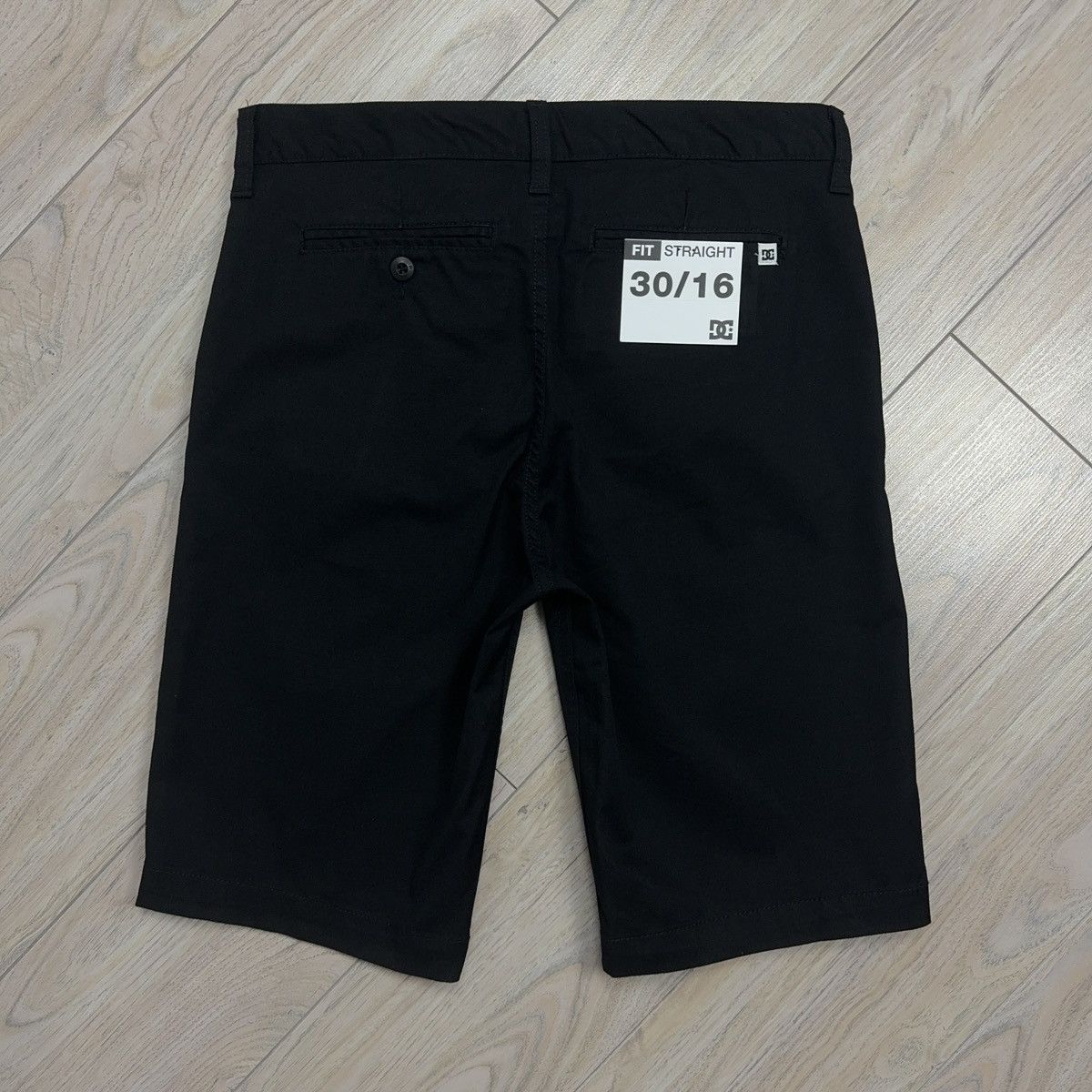 DC Essential DC Shoes Straight Fit Black Skater Cotton Shorts Size US 30 / EU 46 - 5 Thumbnail
