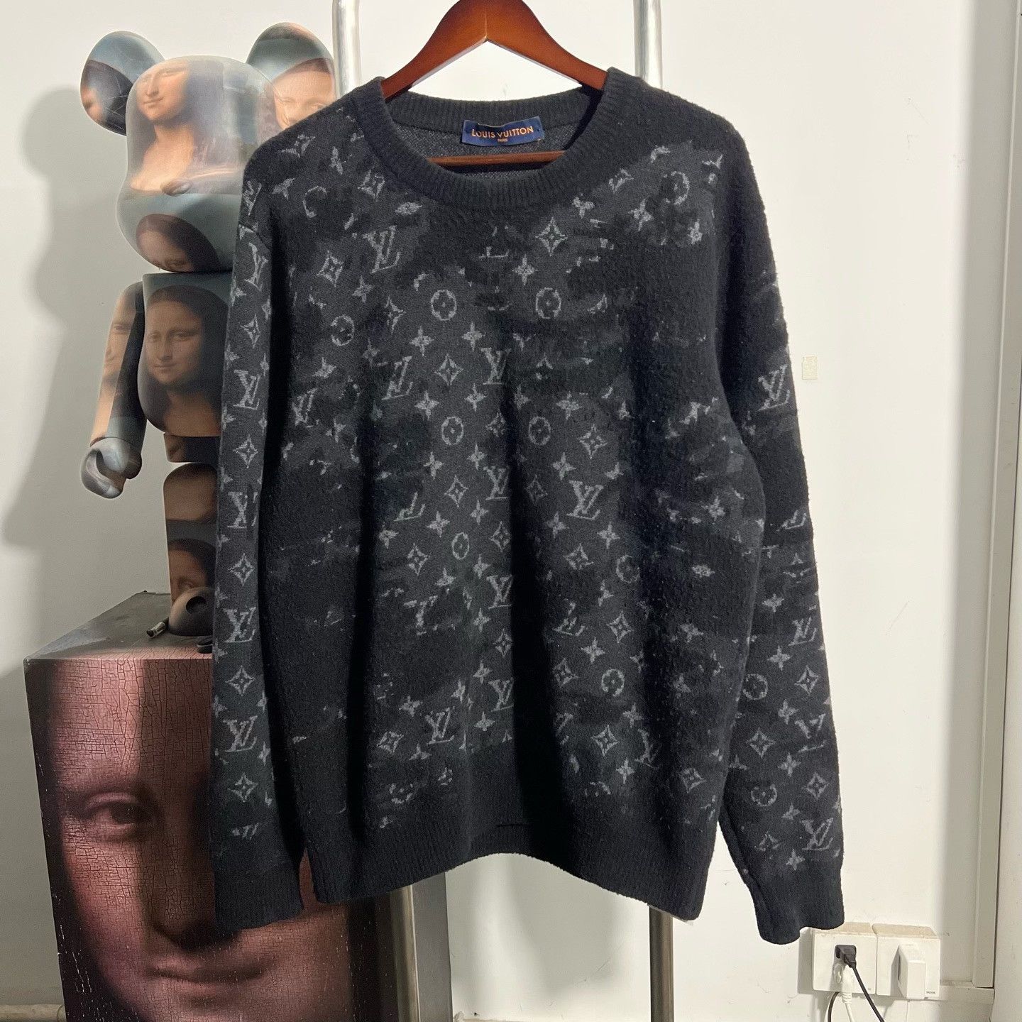 Louis Vuitton Louis Vuitton Sweater xl Men Size US XL / EU 56 / 4 - 1 Thumbnail