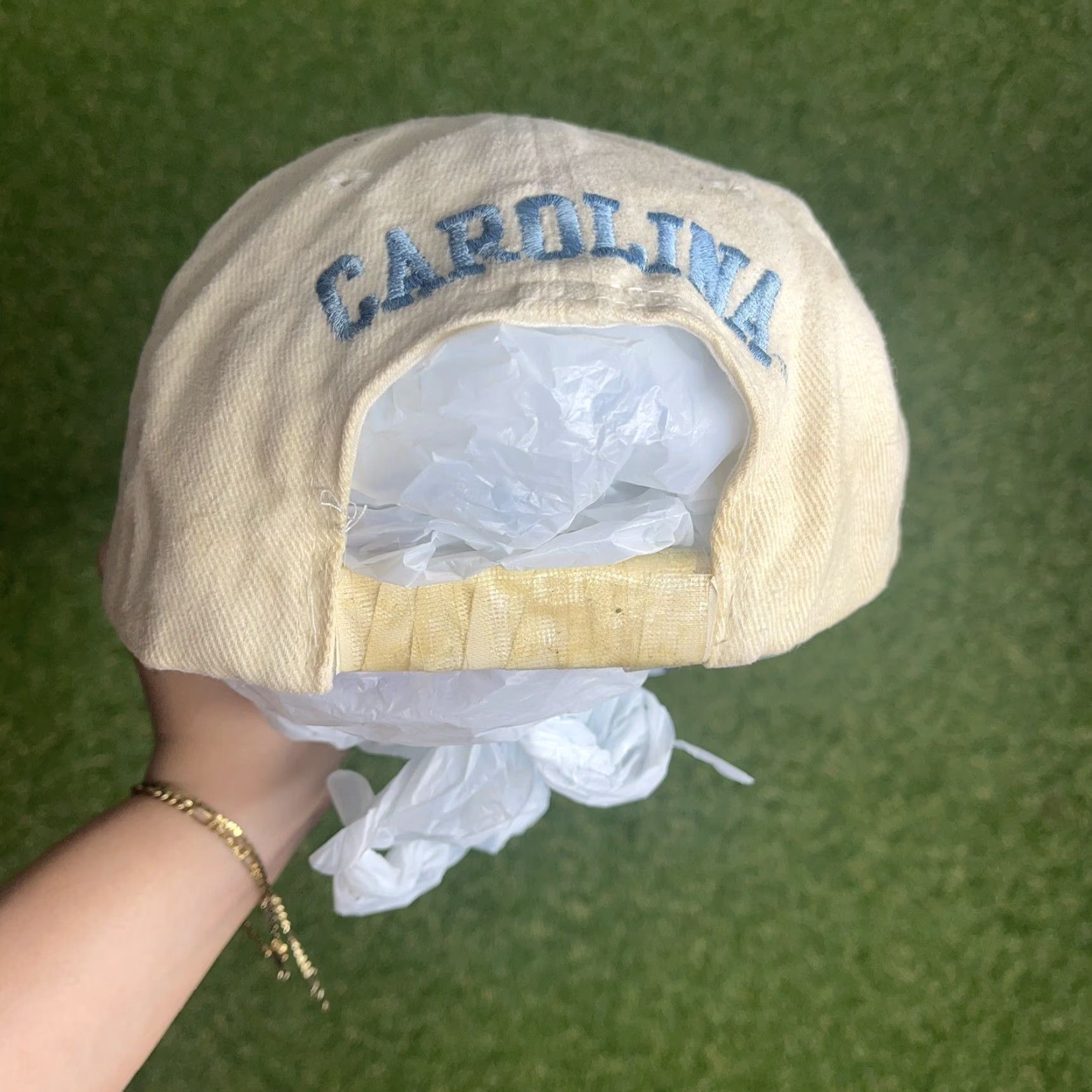 Nike VINTAGE Nike Tar Heels Baseball Cap Adjustable White Distressed 90s Sportswear Mens Size ONE SIZE - 7 Thumbnail