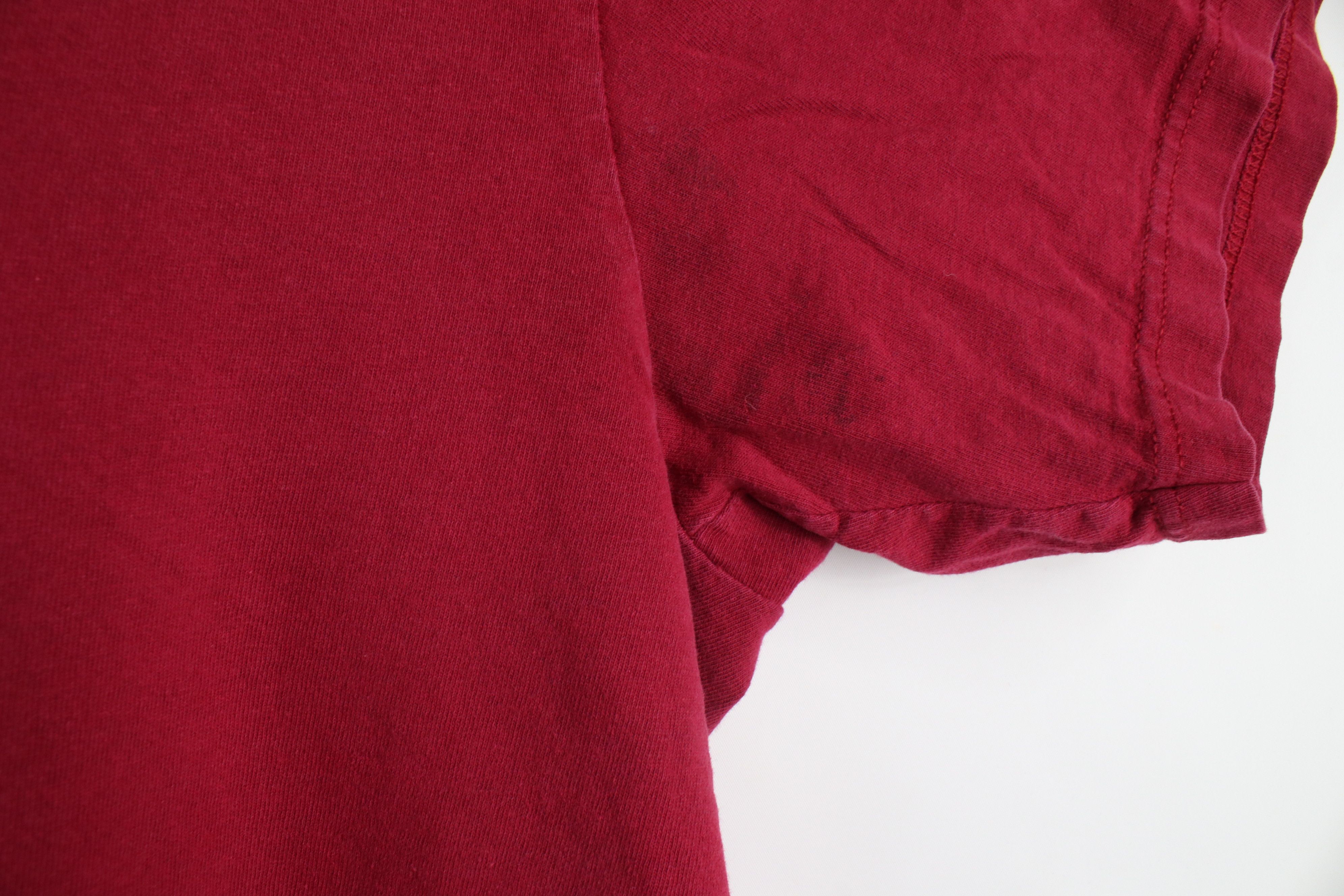 Nike × Vintage Vintage Y2K Nike Fit Travis Scott Mini Swoosh T-Shirt Red Size US XL / EU 56 / 4 - 8 Thumbnail