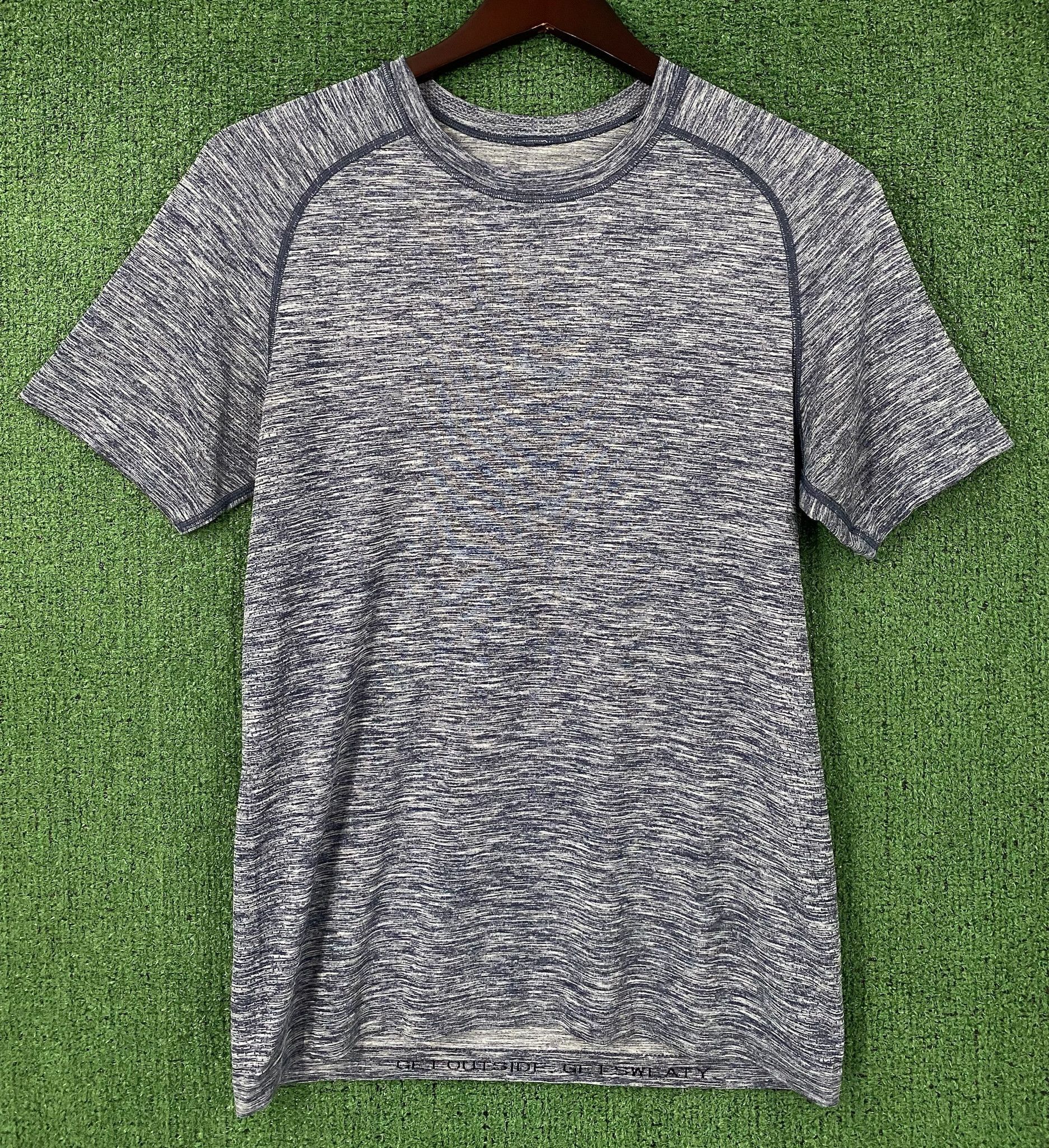 Lululemon Lululemon Metal Vent Tech Surge Heather Navy Shirt Medium Size US M / EU 48-50 / 2 - 1 Thumbnail