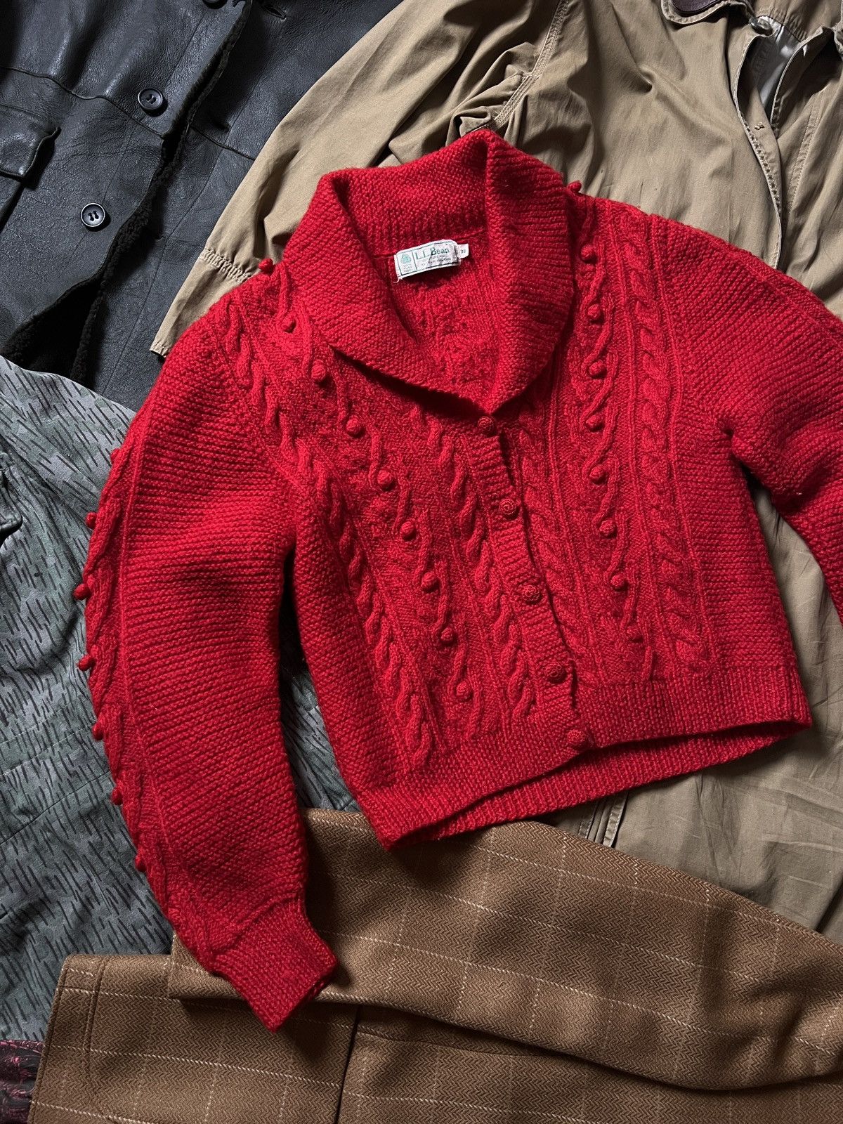 L.L. Bean Vintage Handknitted L.L. Bean Red Wool Cardigan Sweater Size M / US 6-8 / IT 42-44 - 4 Thumbnail