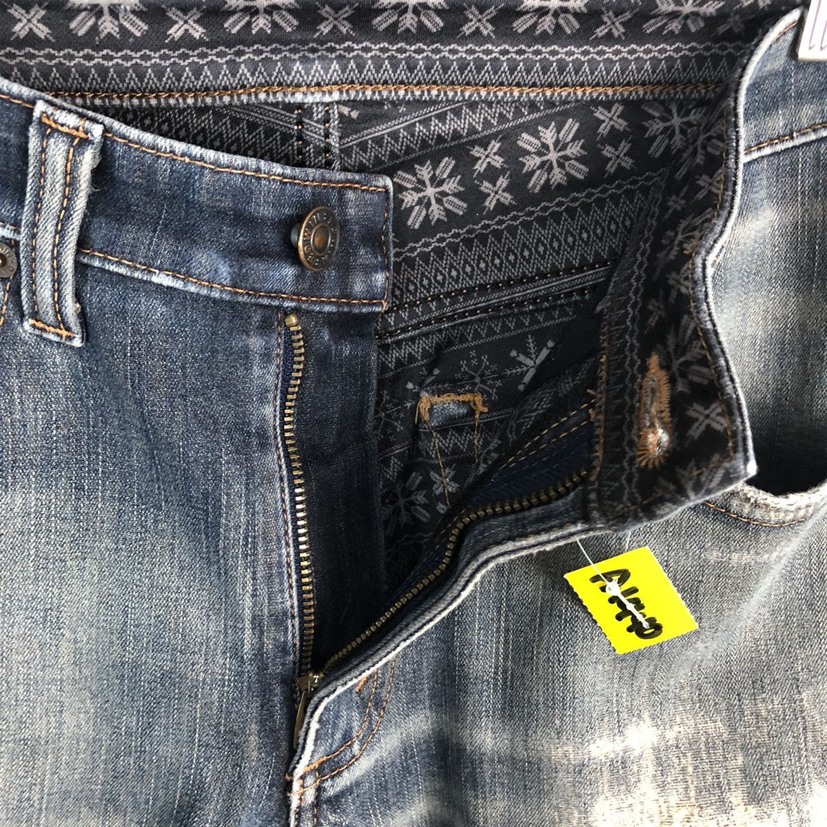 Edwin Edwin Blue Distressed ripped Denim Pants #A1440 Size US 29 - 15 Thumbnail