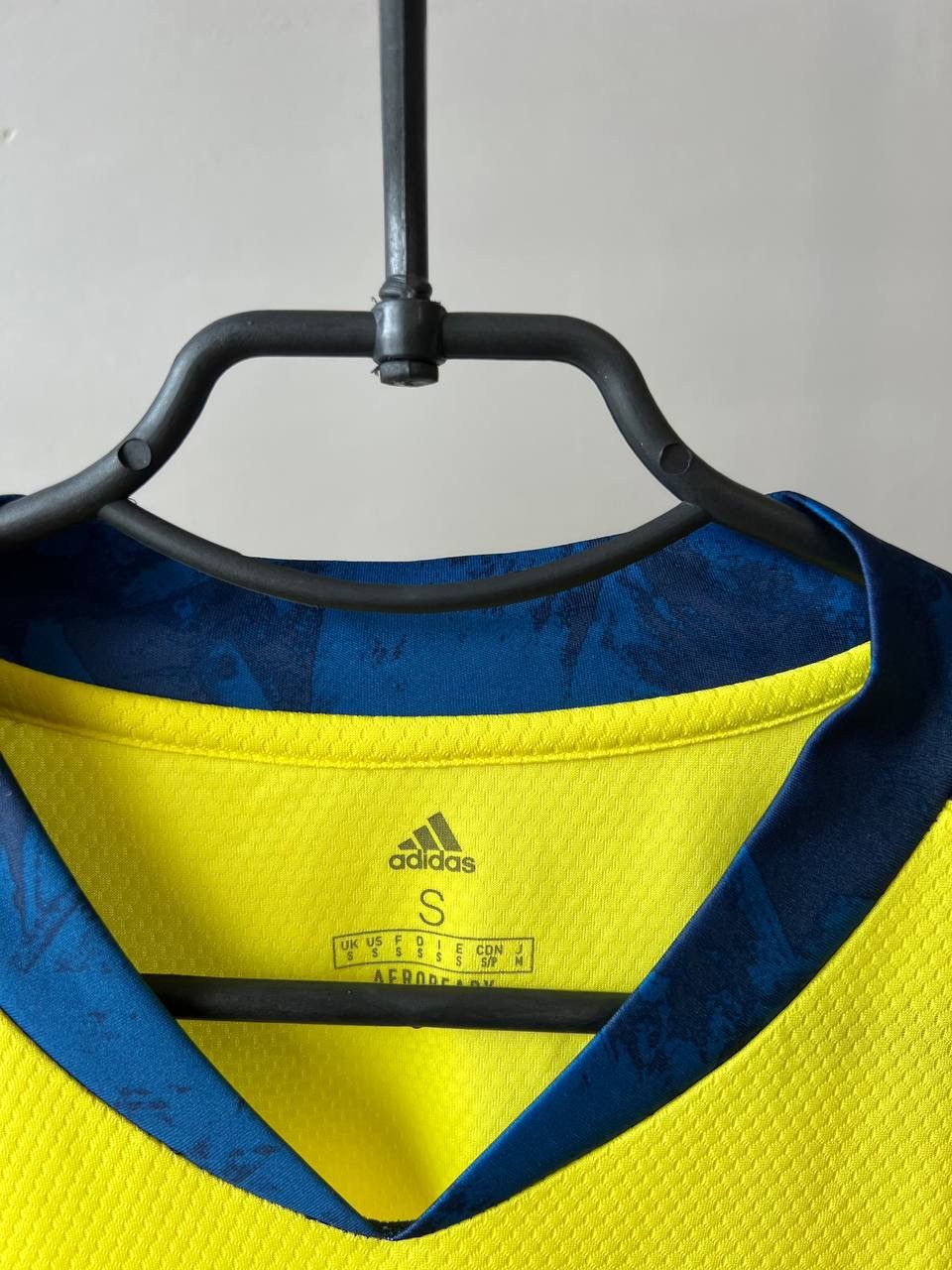 Adidas 2019/20 ABERDEEN FC GK SOCCER JERSEY FOOTBALL SHIRT ADIDAS S Size US S / EU 44-46 / 1 - 6 Thumbnail