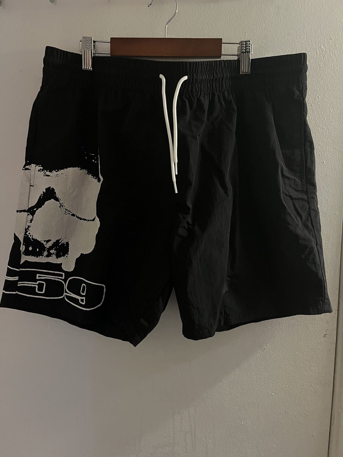 (XL) G59 NYLON SHORT