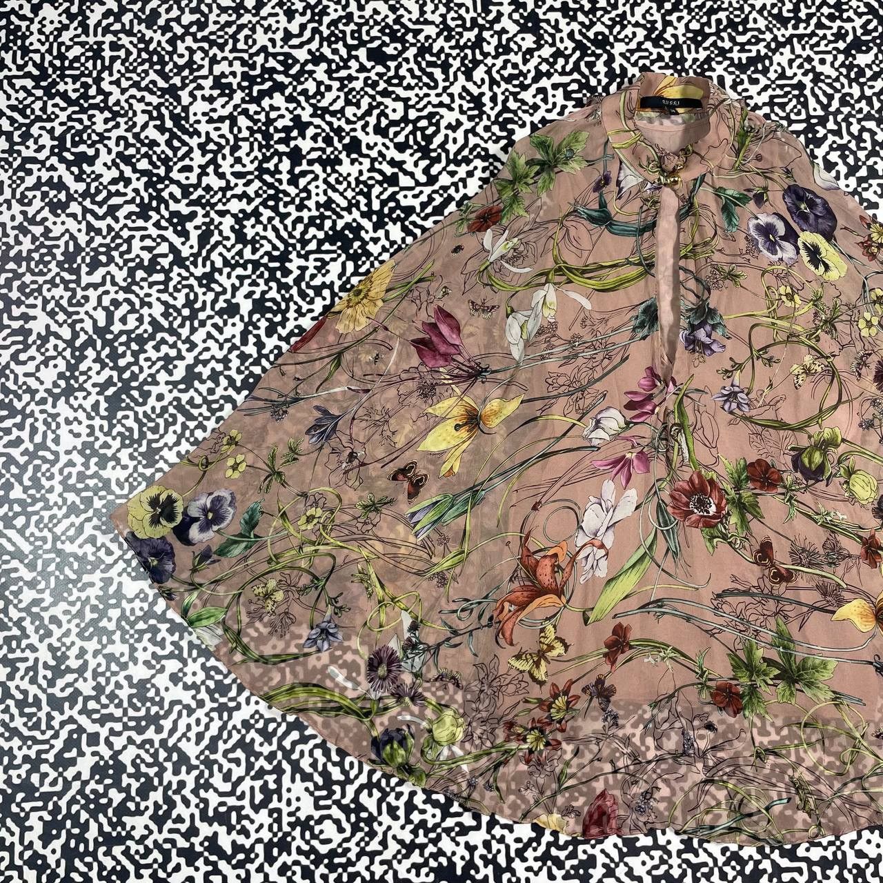 Gucci Vintage Y2K Gucci Silk Floral Style Blouses Shirt Luxury Size S / US 4 / IT 40 - 5 Thumbnail