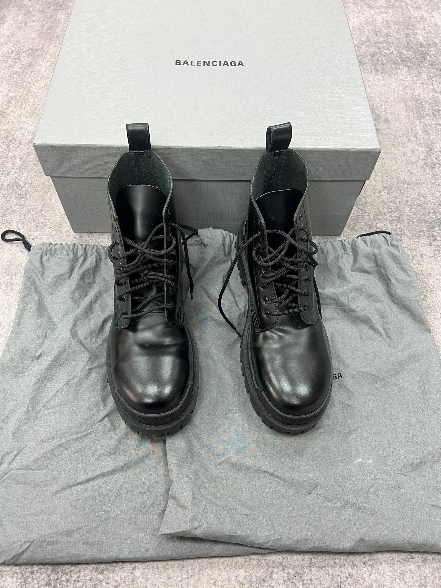 Balenciaga Balenciaga Strike Military Boots Size US 9 / EU 42 - 1 Thumbnail