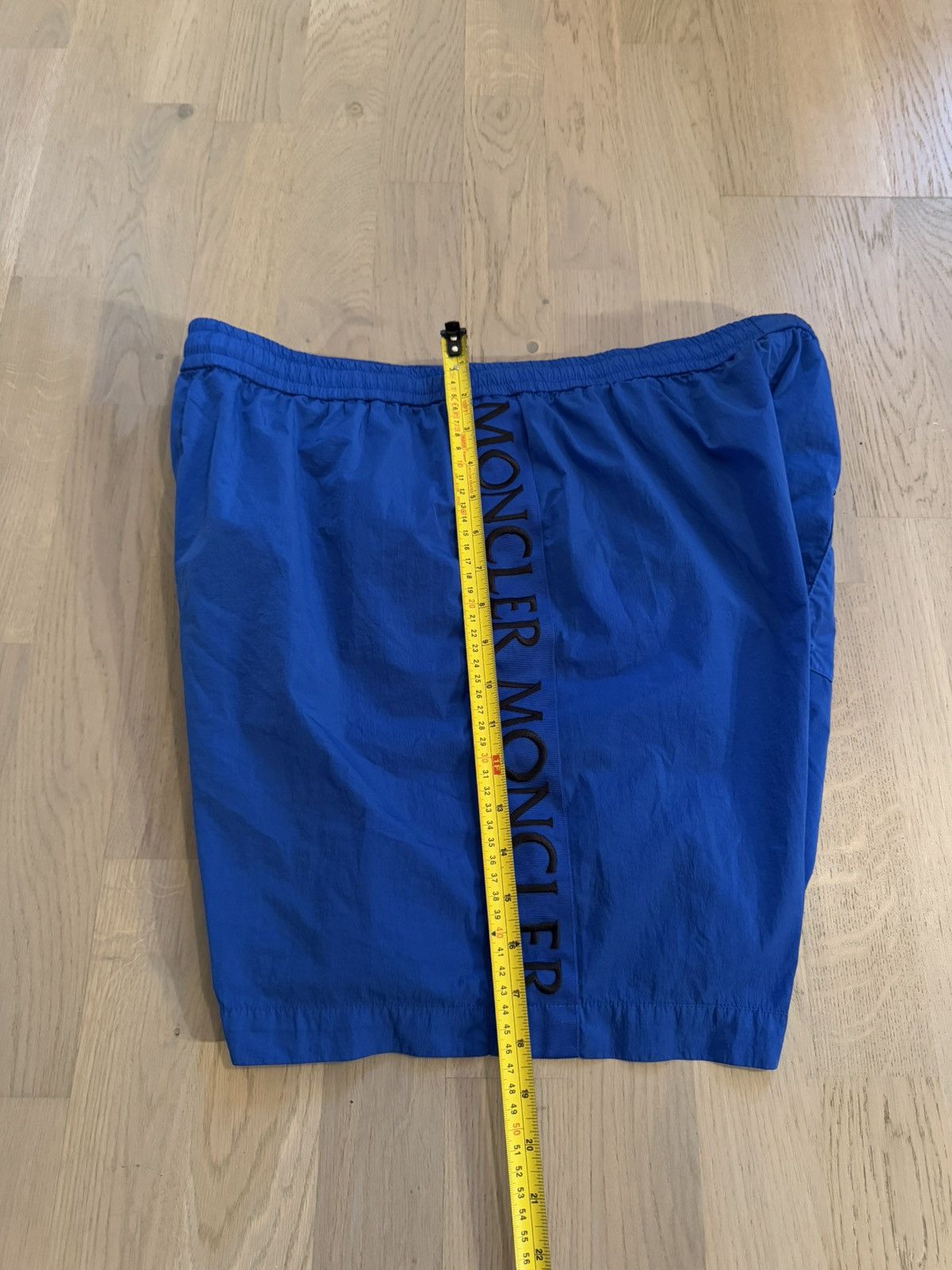 Moncler MONCLER SHORTS marked size 54 SEE REAL MEASUREMENTS IN PHOTO Size US 36 / EU 52 - 8 Thumbnail