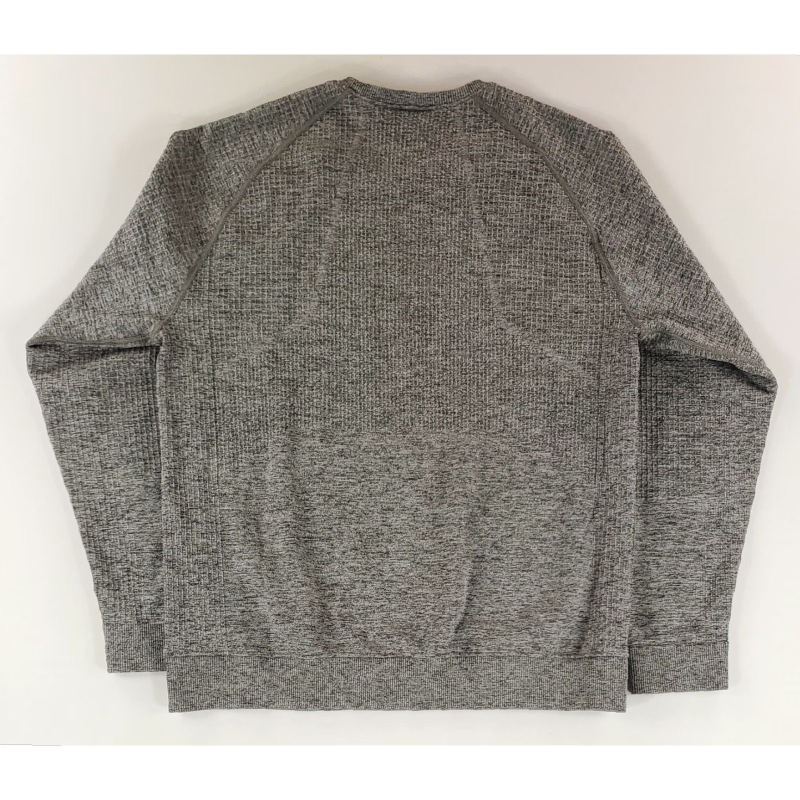 Lululemon Lululemon Sweatshirt Crew Neck Engineered Warmth Long Sleeve Gray Mens XL Size US XL / EU 56 / 4 - 4 Thumbnail