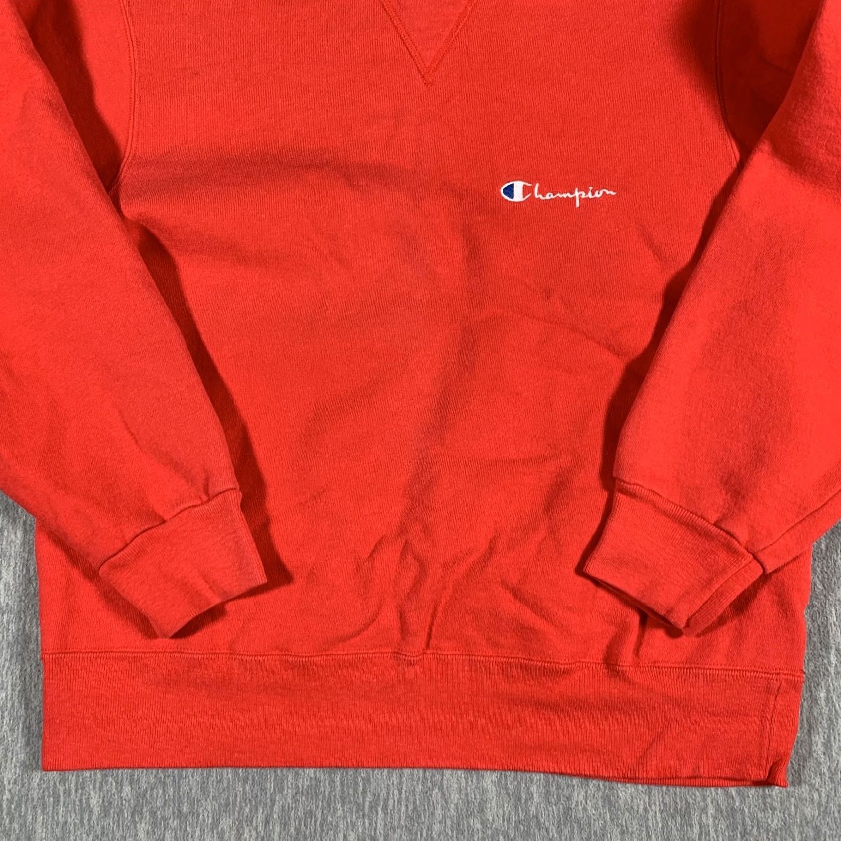 Champion VINTAGE Champion Sweatshirt Mens Large Red Embroidered Logo USA 90s Pullover Cotton Polyester Fleece Crewneck Size US L / EU 52-54 / 3 - 3 Thumbnail
