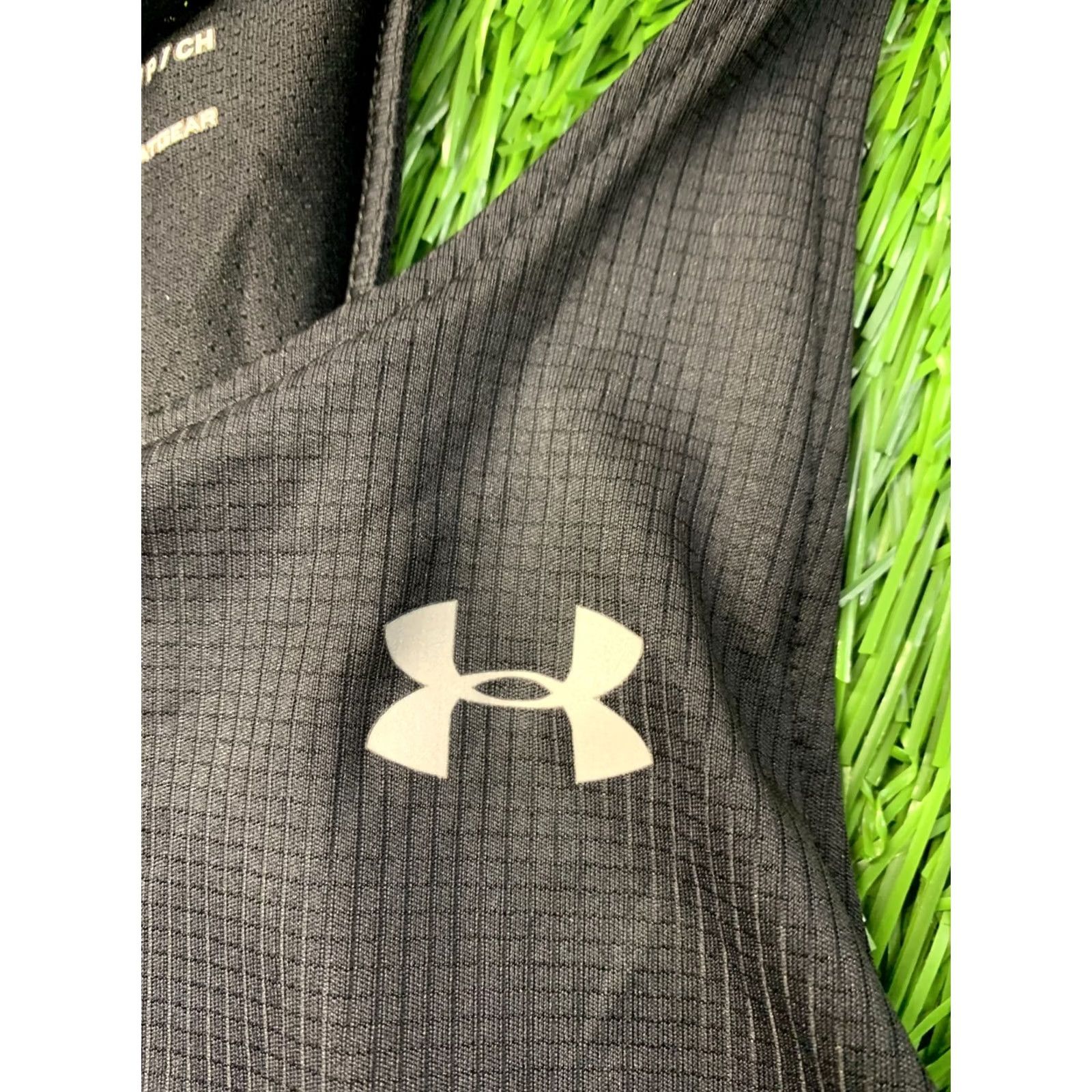Under Armour Under Armour HeatGear Vest Shirt JERSEY ORIGINAL SIZE S Women's Sleeveless Black 2020 Training Tank Tee Size S / US 4 / IT 40 - 5 Thumbnail